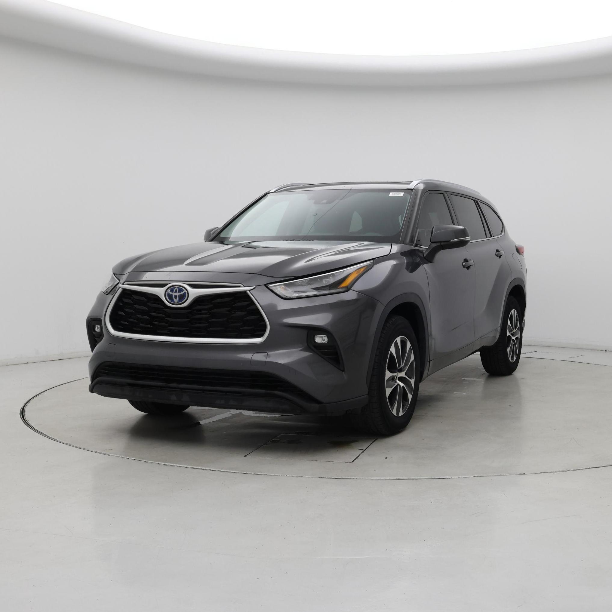 Thumbnail: 2021 Toyota Highlander - 4