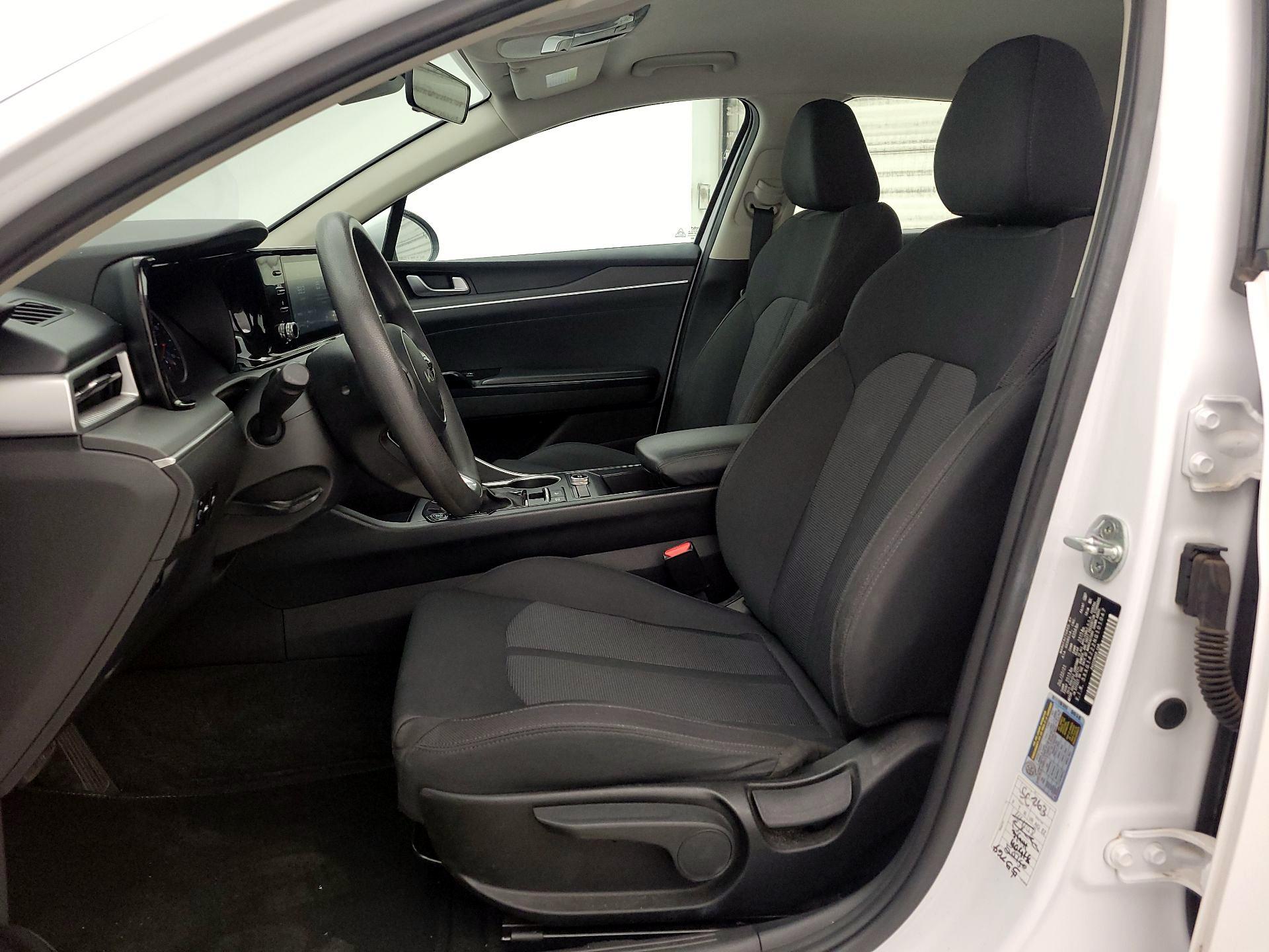 Thumbnail: 2022 Kia K5 - 11