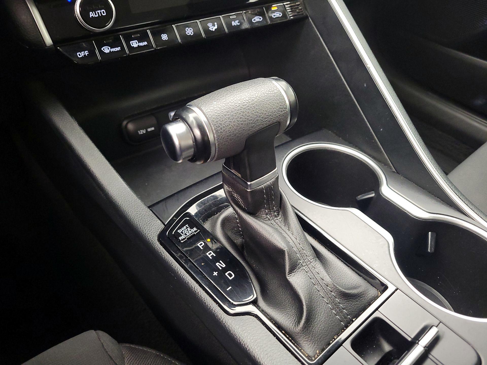 Thumbnail: 2022 Kia K5 - 17