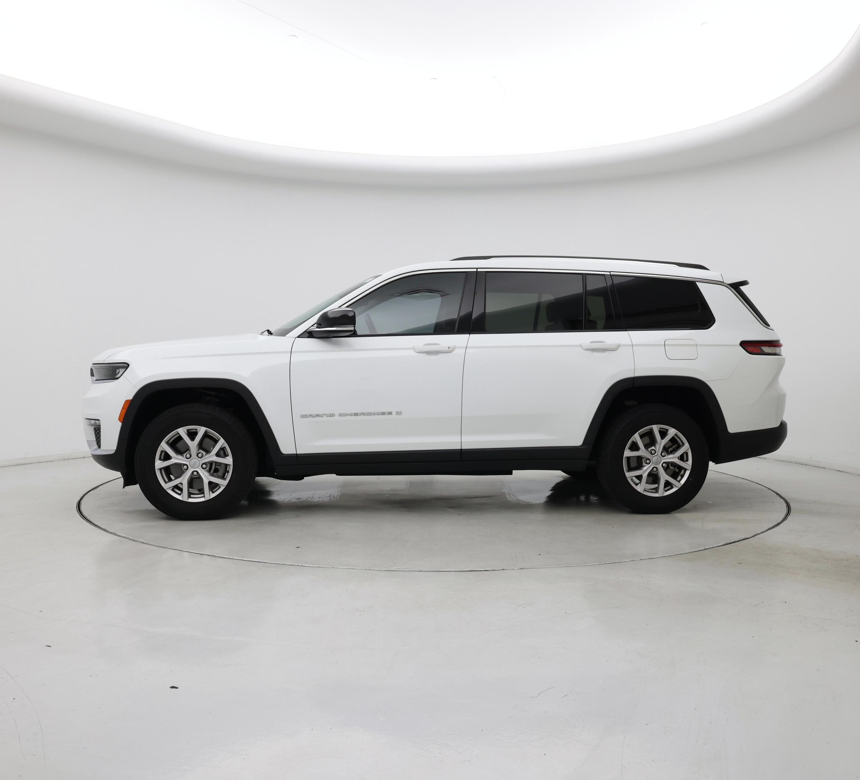 Thumbnail: 2022 Jeep Grand Cherokee L - 3
