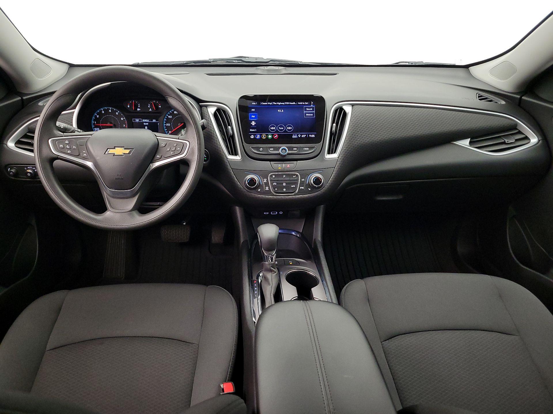 Thumbnail: 2023 Chevrolet Malibu - 9
