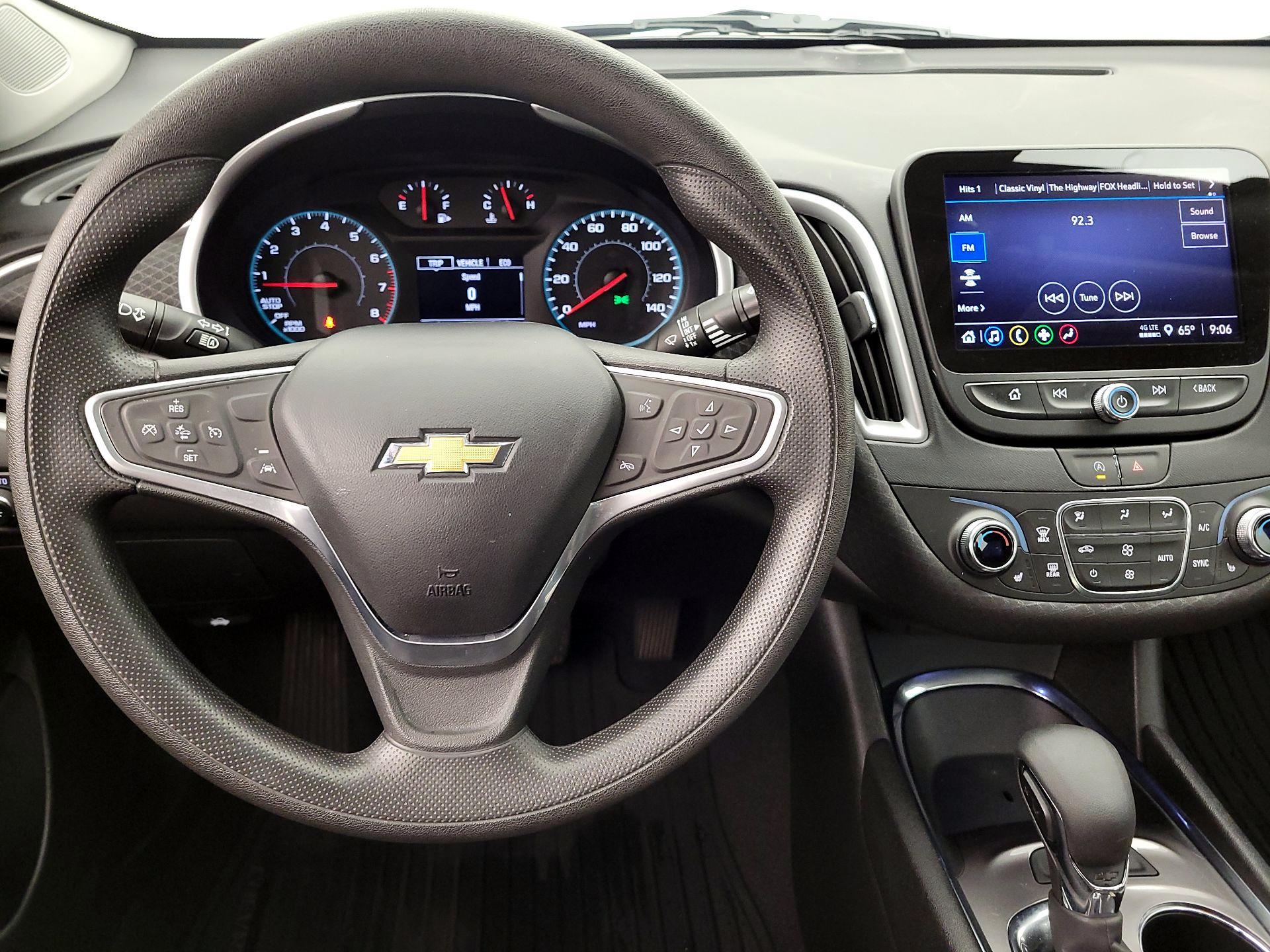 Thumbnail: 2023 Chevrolet Malibu - 10