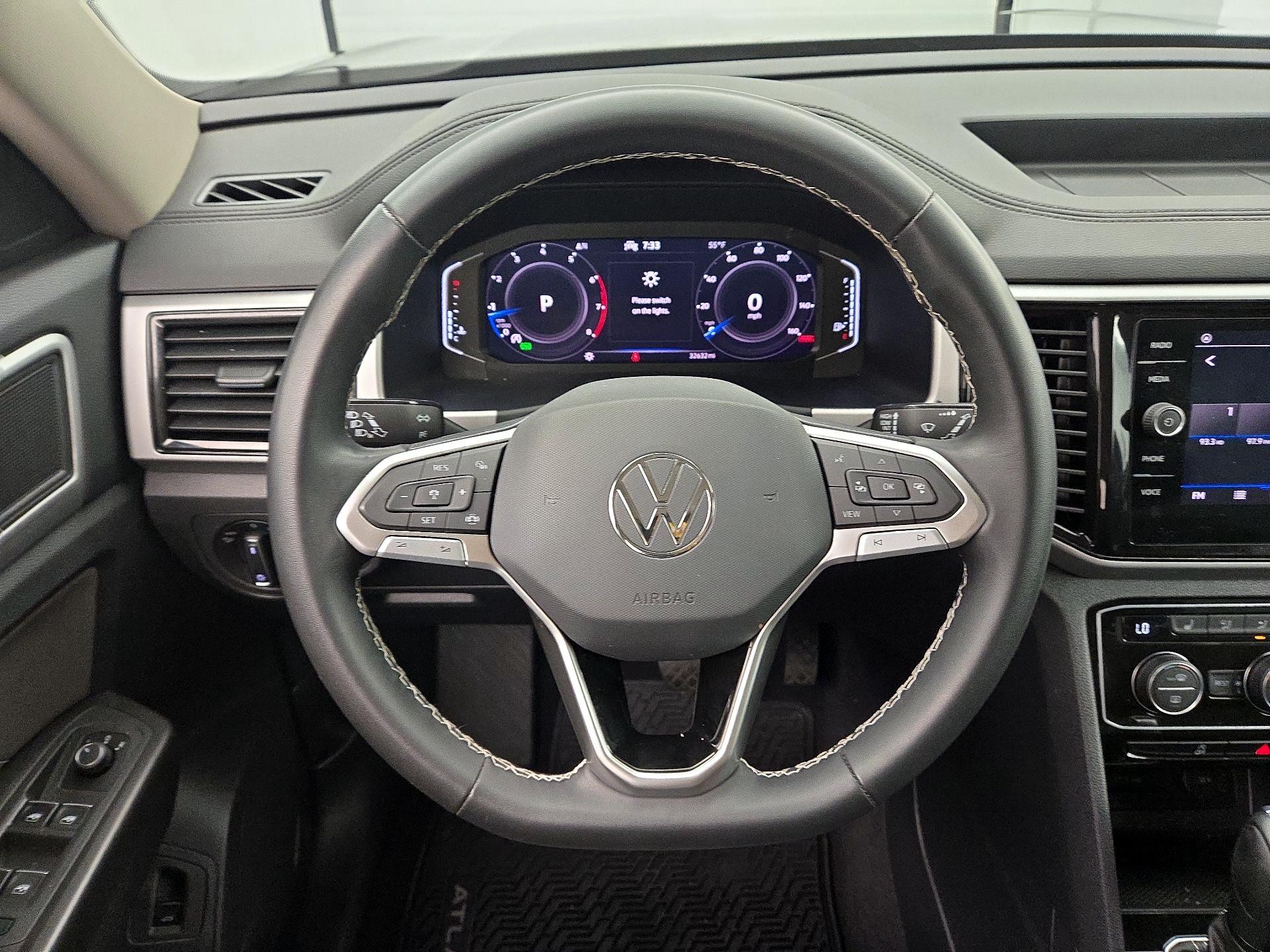 Thumbnail: 2023 Volkswagen Atlas - 10