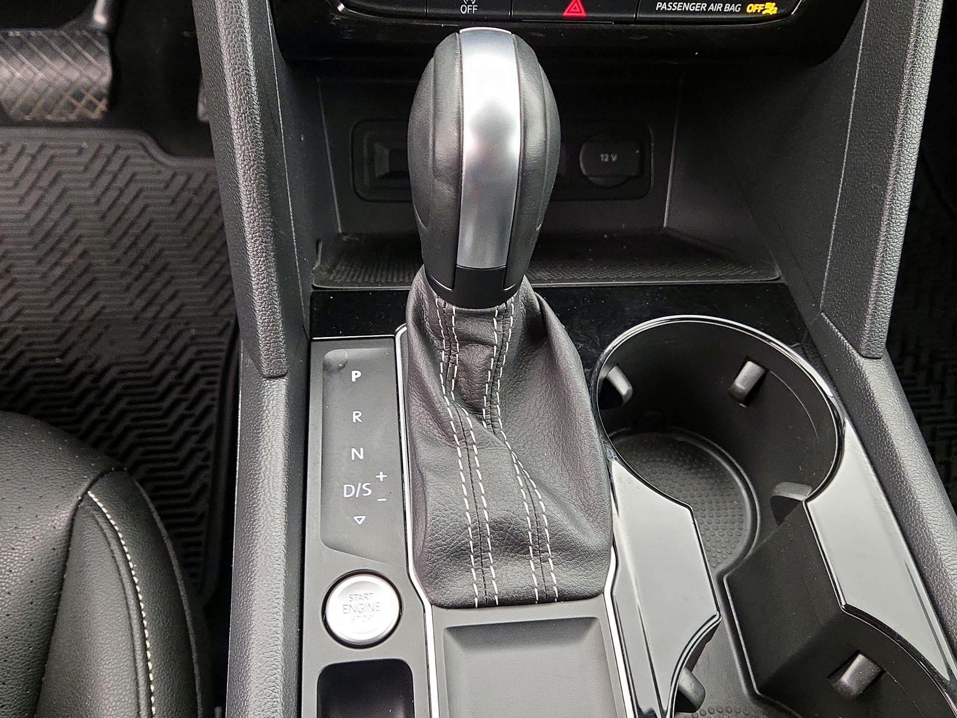 Thumbnail: 2023 Volkswagen Atlas - 17