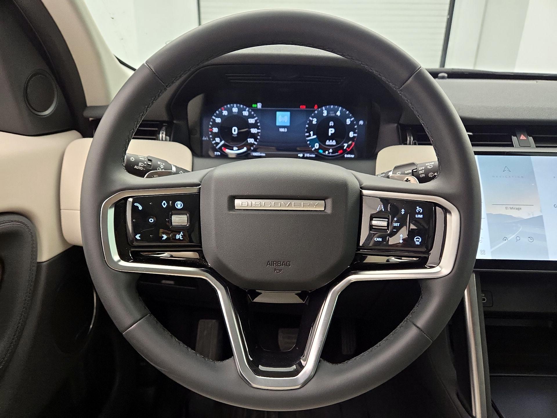 Thumbnail: 2024 Land Rover Discovery Sport - 10