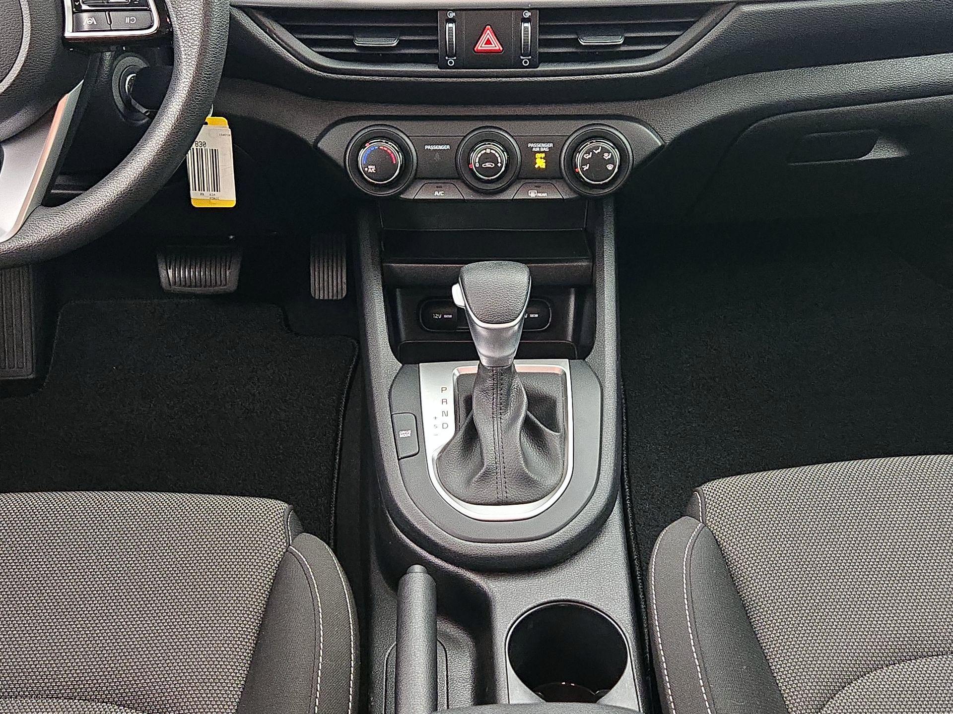 Thumbnail: 2023 Kia Forte - 17