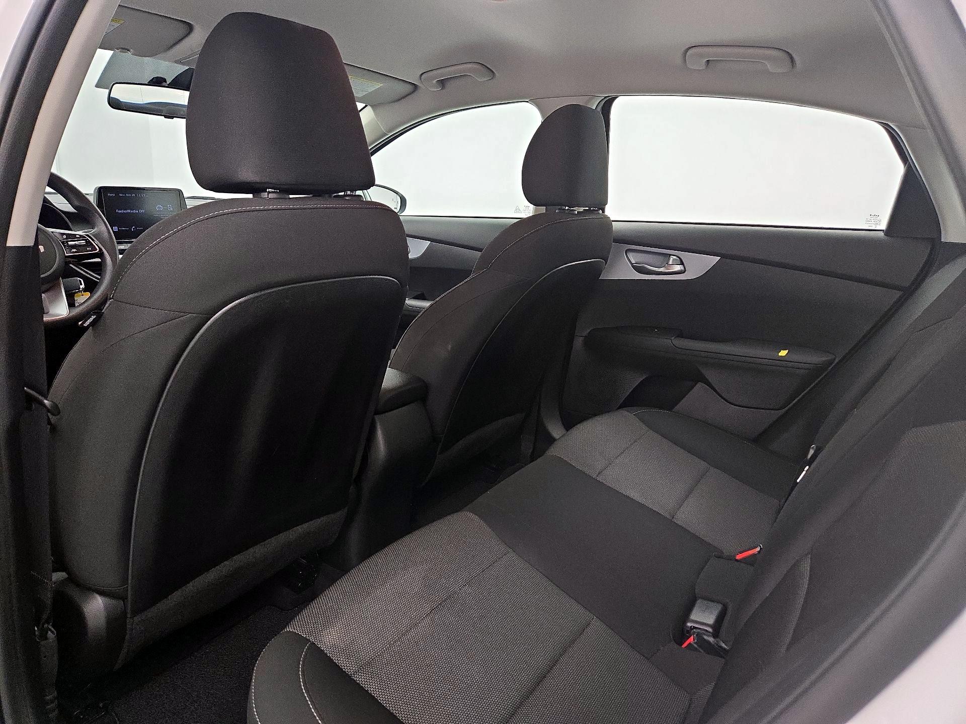 Thumbnail: 2023 Kia Forte - 19