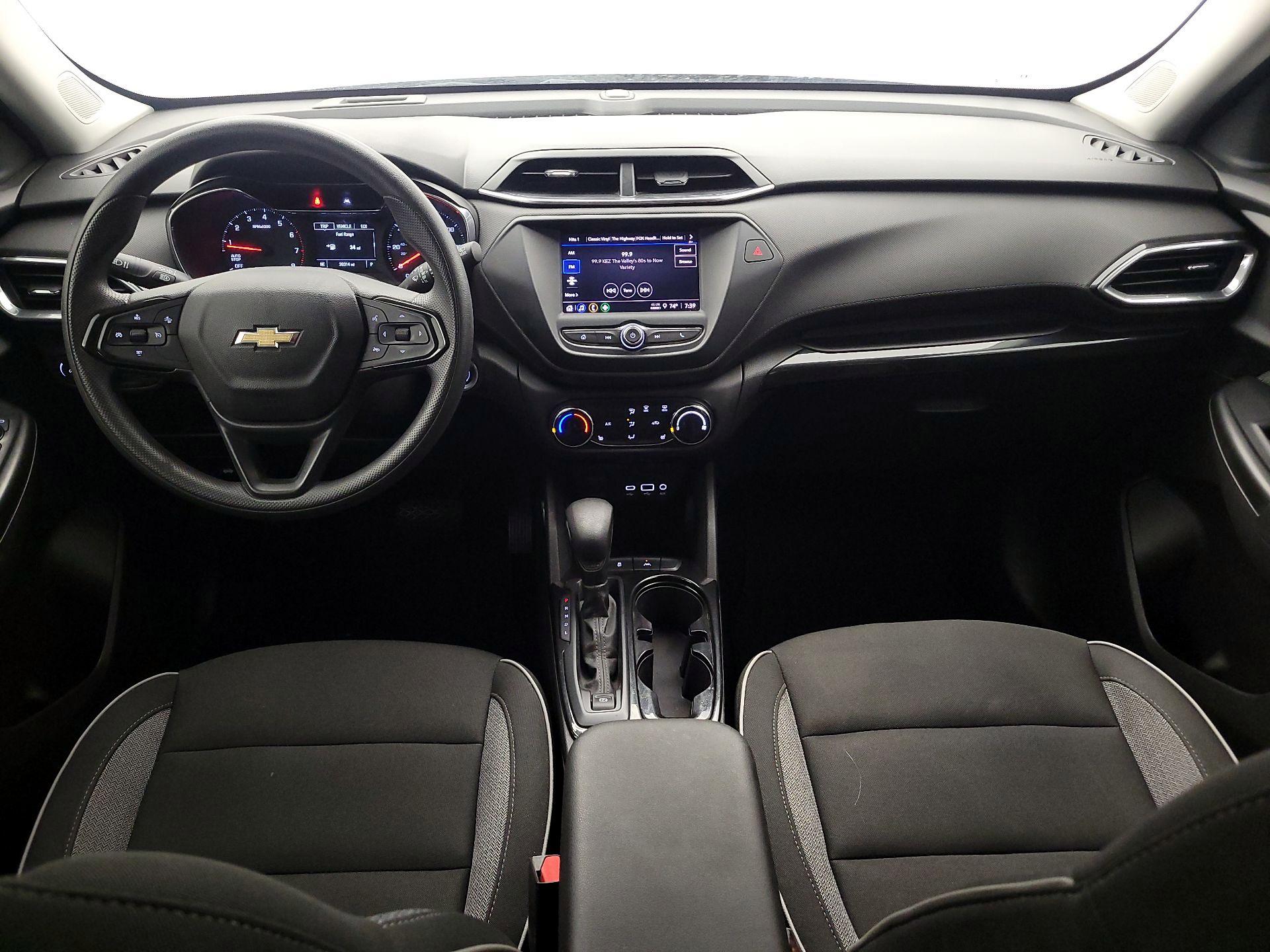 Thumbnail: 2023 Chevrolet TrailBlazer - 9