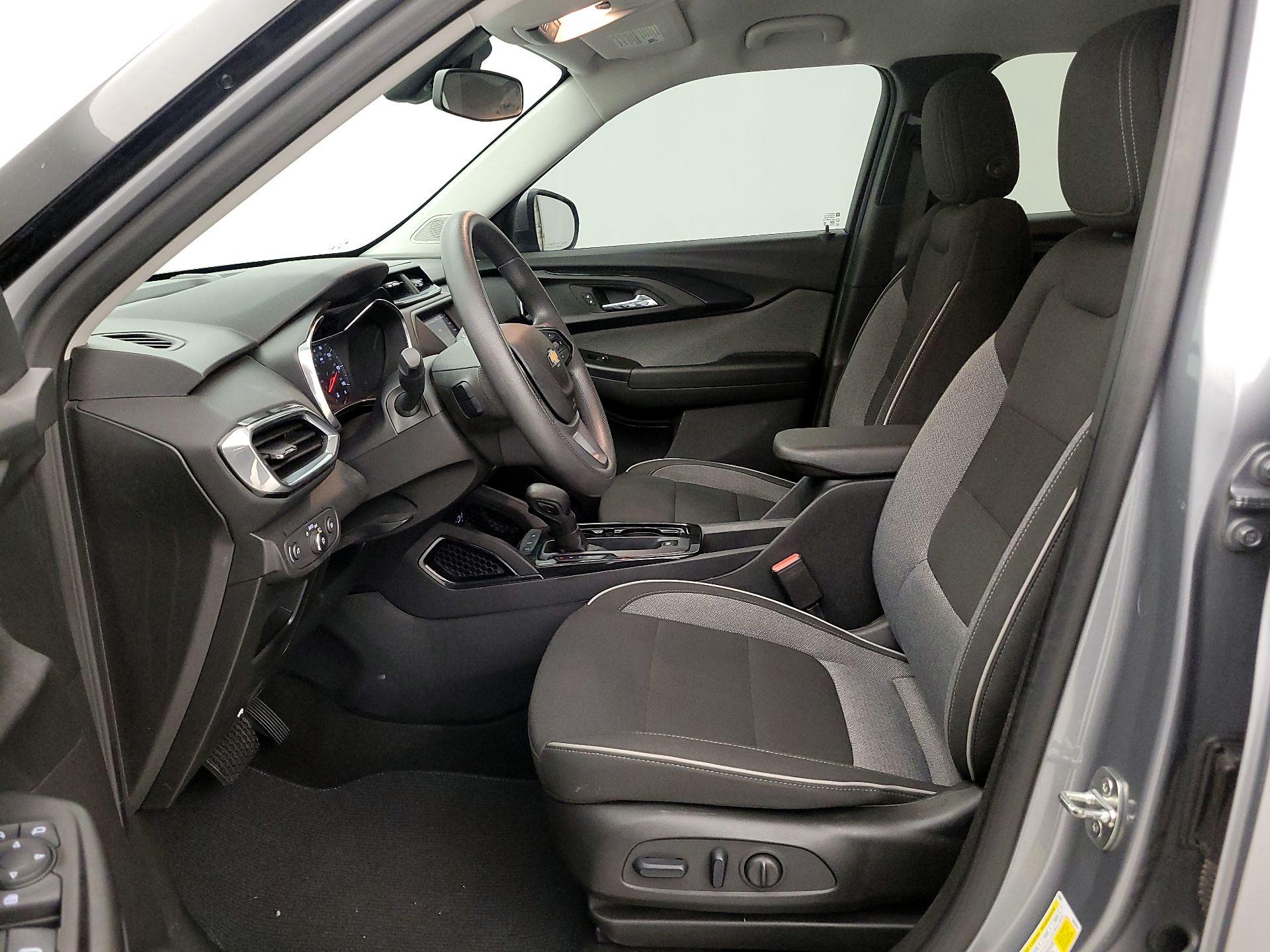 Thumbnail: 2023 Chevrolet TrailBlazer - 11