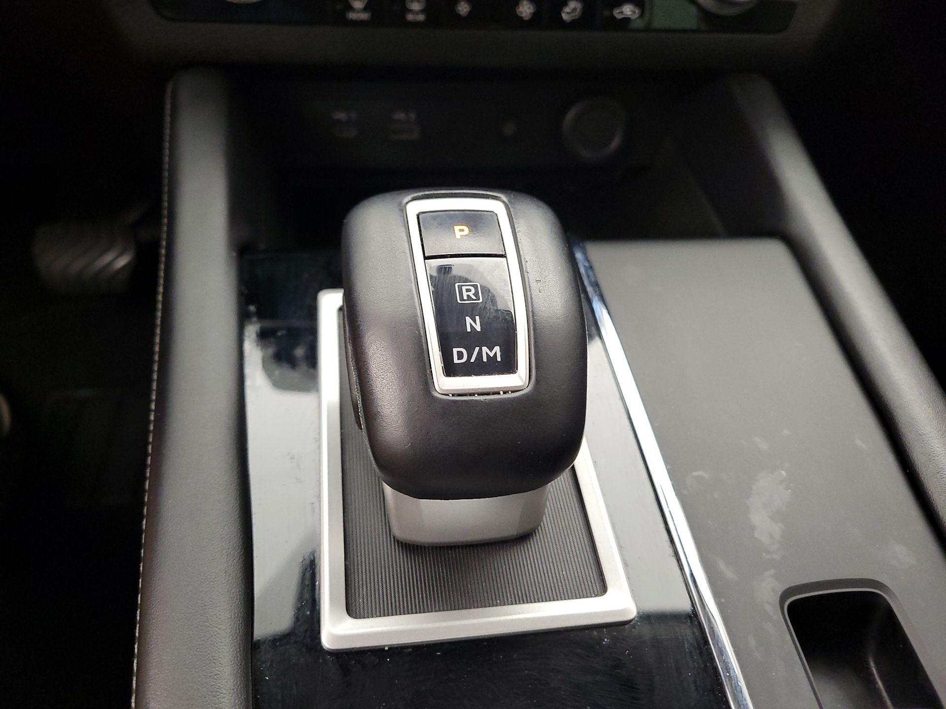 Thumbnail: 2022 Mitsubishi Outlander - 18