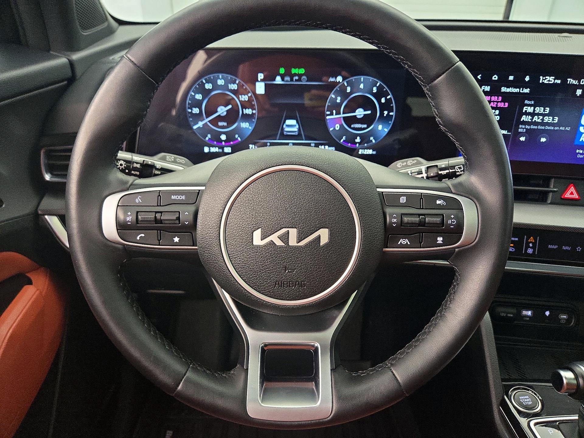 Thumbnail: 2023 Kia Sportage - 10