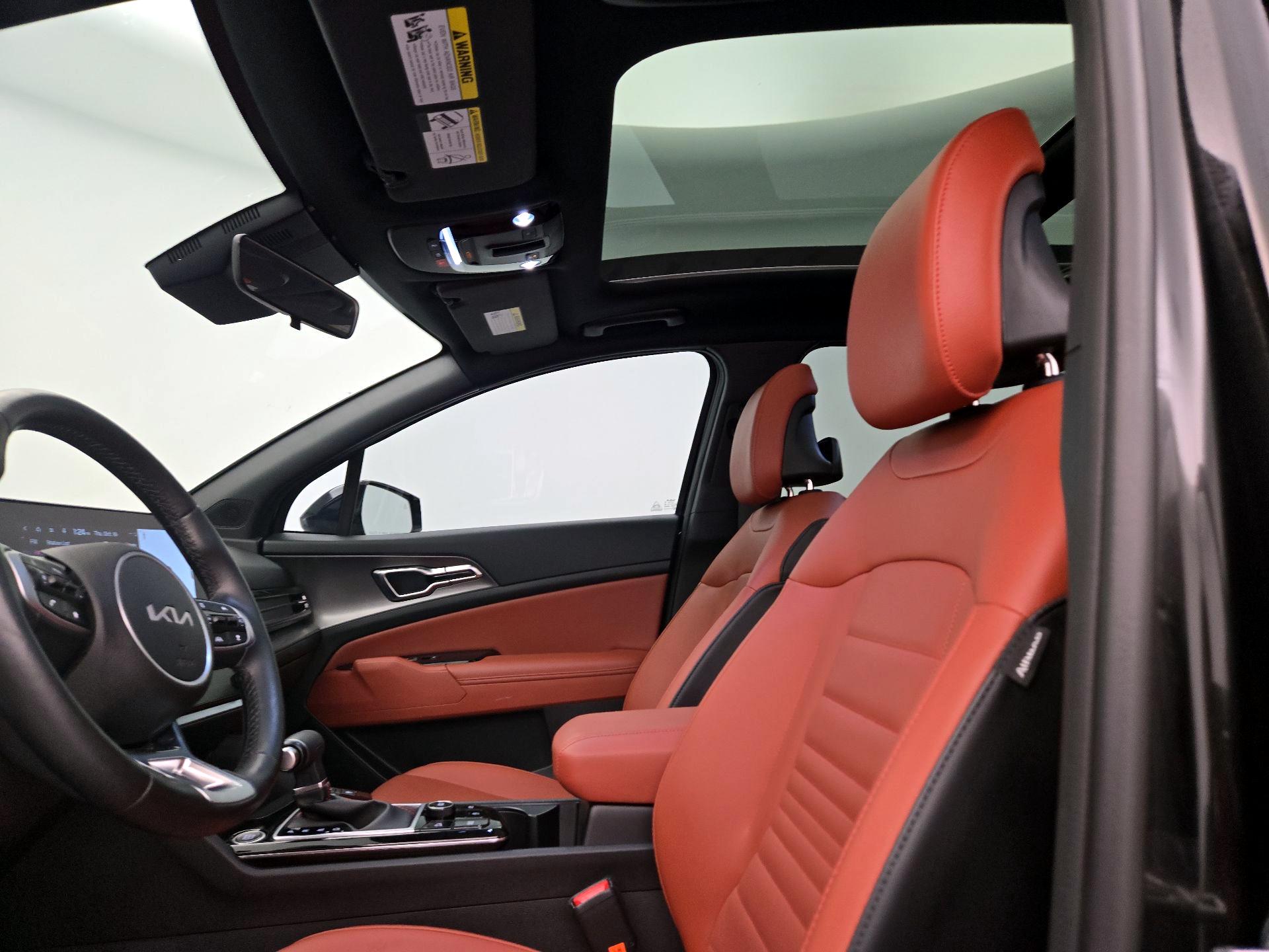 Thumbnail: 2023 Kia Sportage - 20