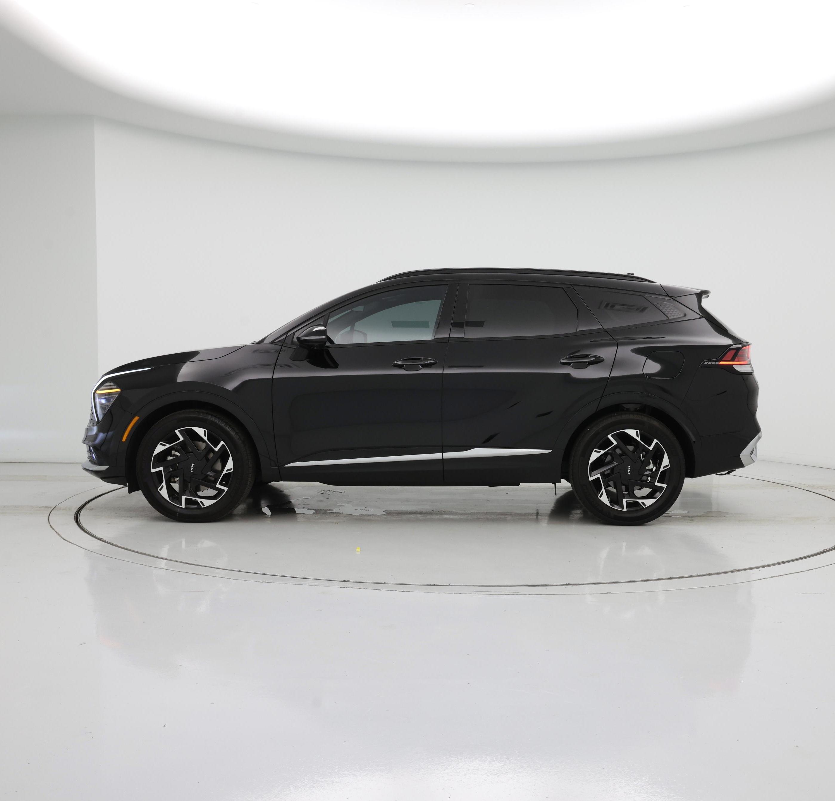 Thumbnail: 2023 Kia Sportage - 3