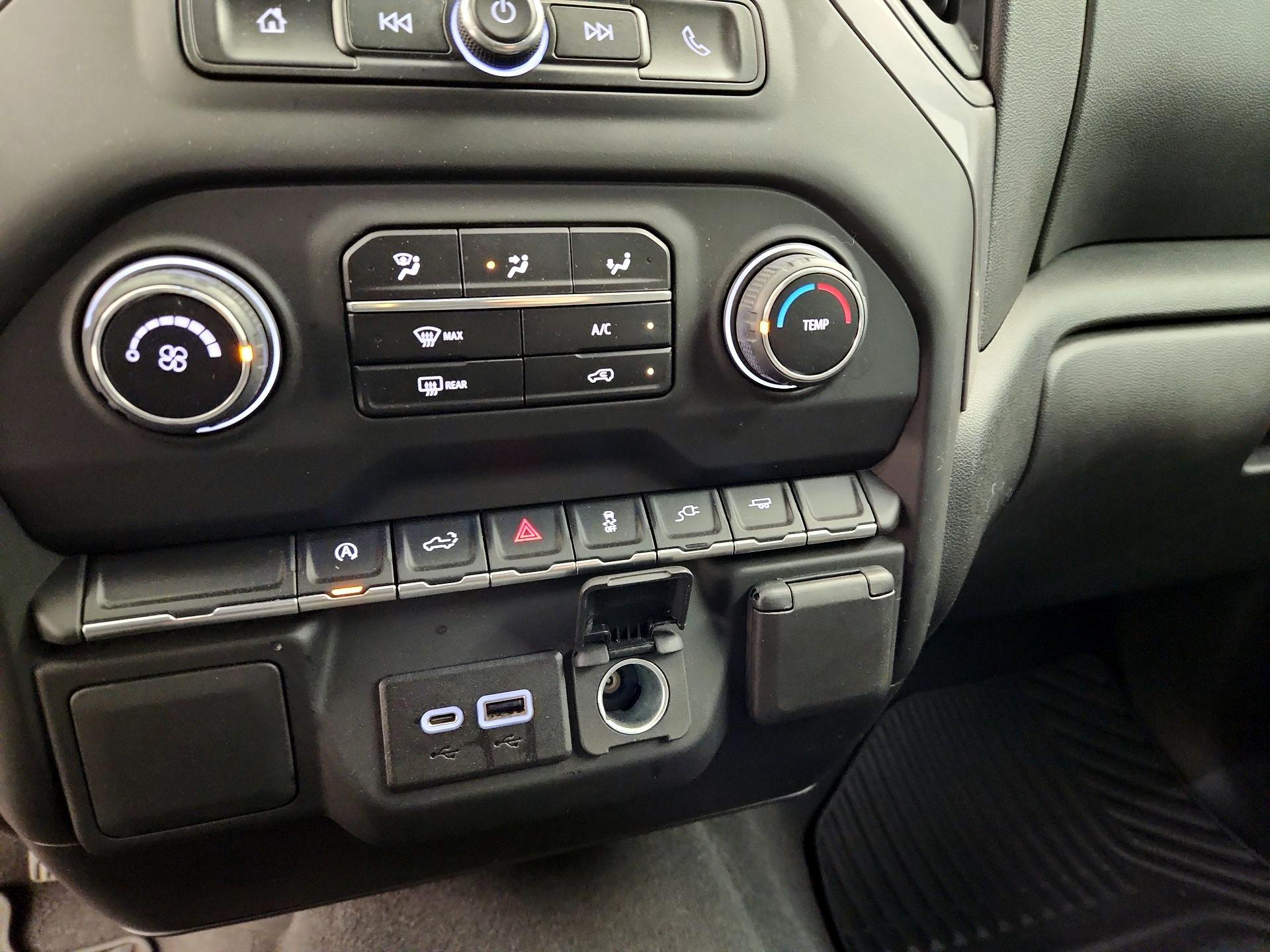 Thumbnail: 2021 Chevrolet Silverado 1500 - 16