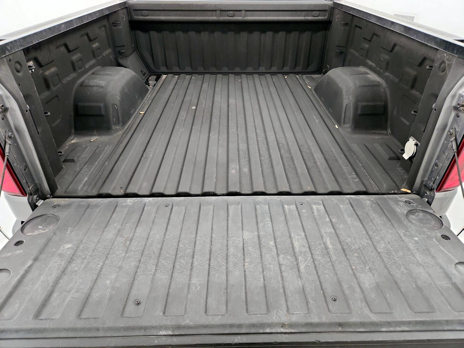 Thumbnail: 2021 Chevrolet Silverado 1500 - 20