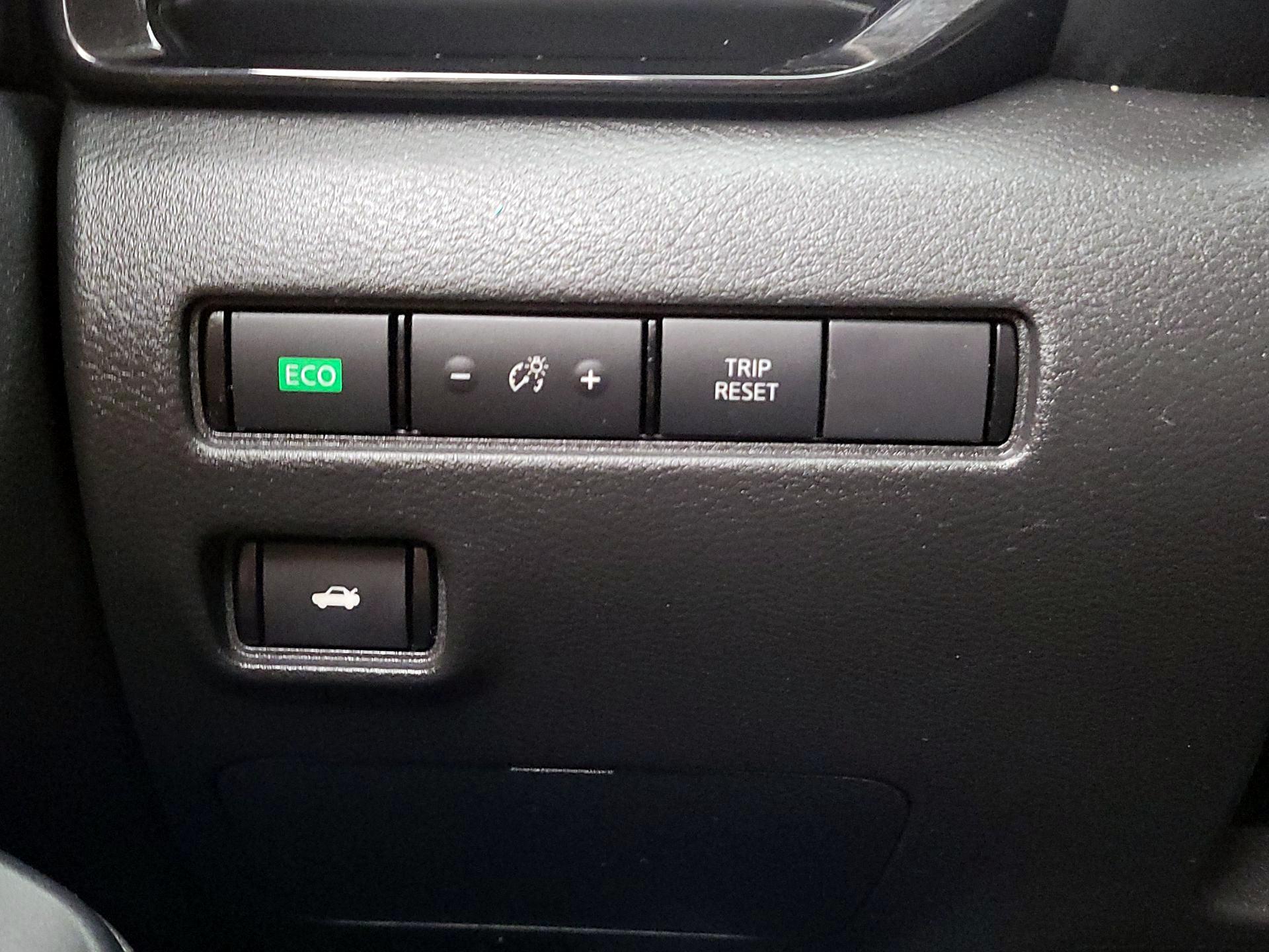 Thumbnail: 2022 Nissan Sentra - 13