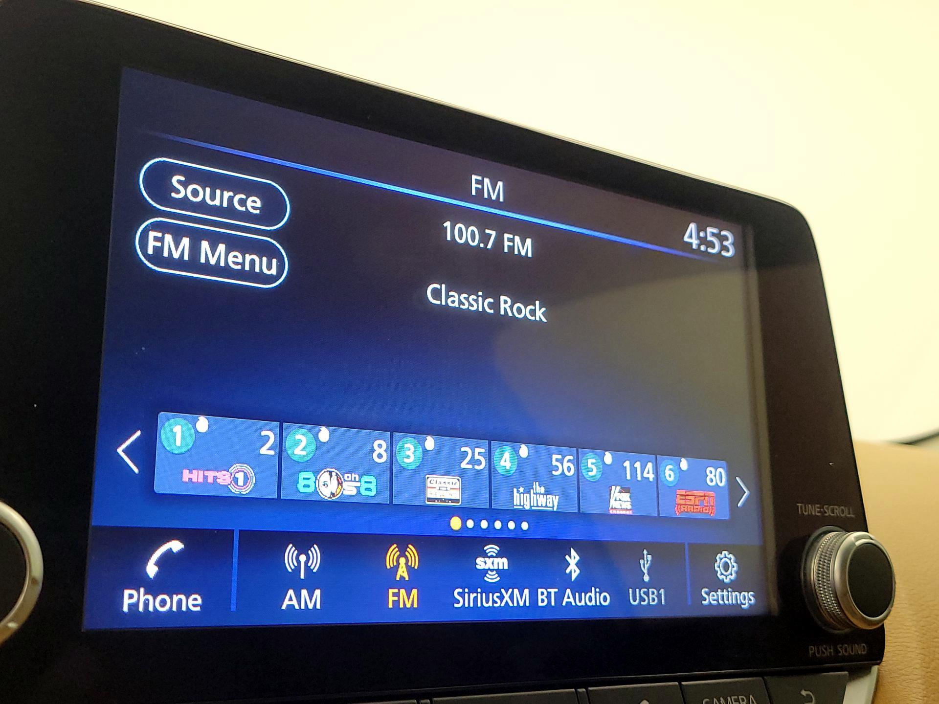 Thumbnail: 2022 Nissan Sentra - 15