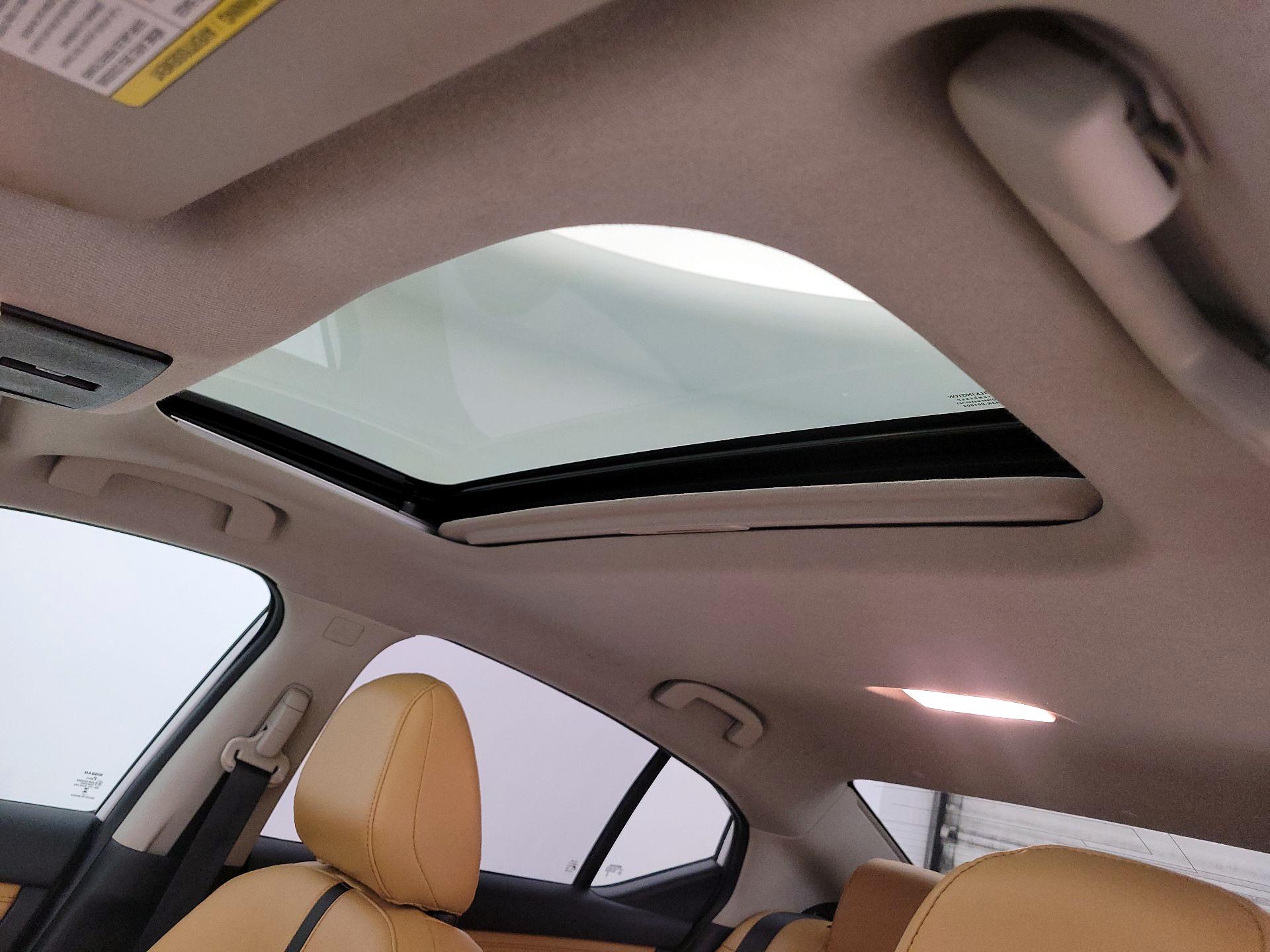 Thumbnail: 2022 Nissan Sentra - 19