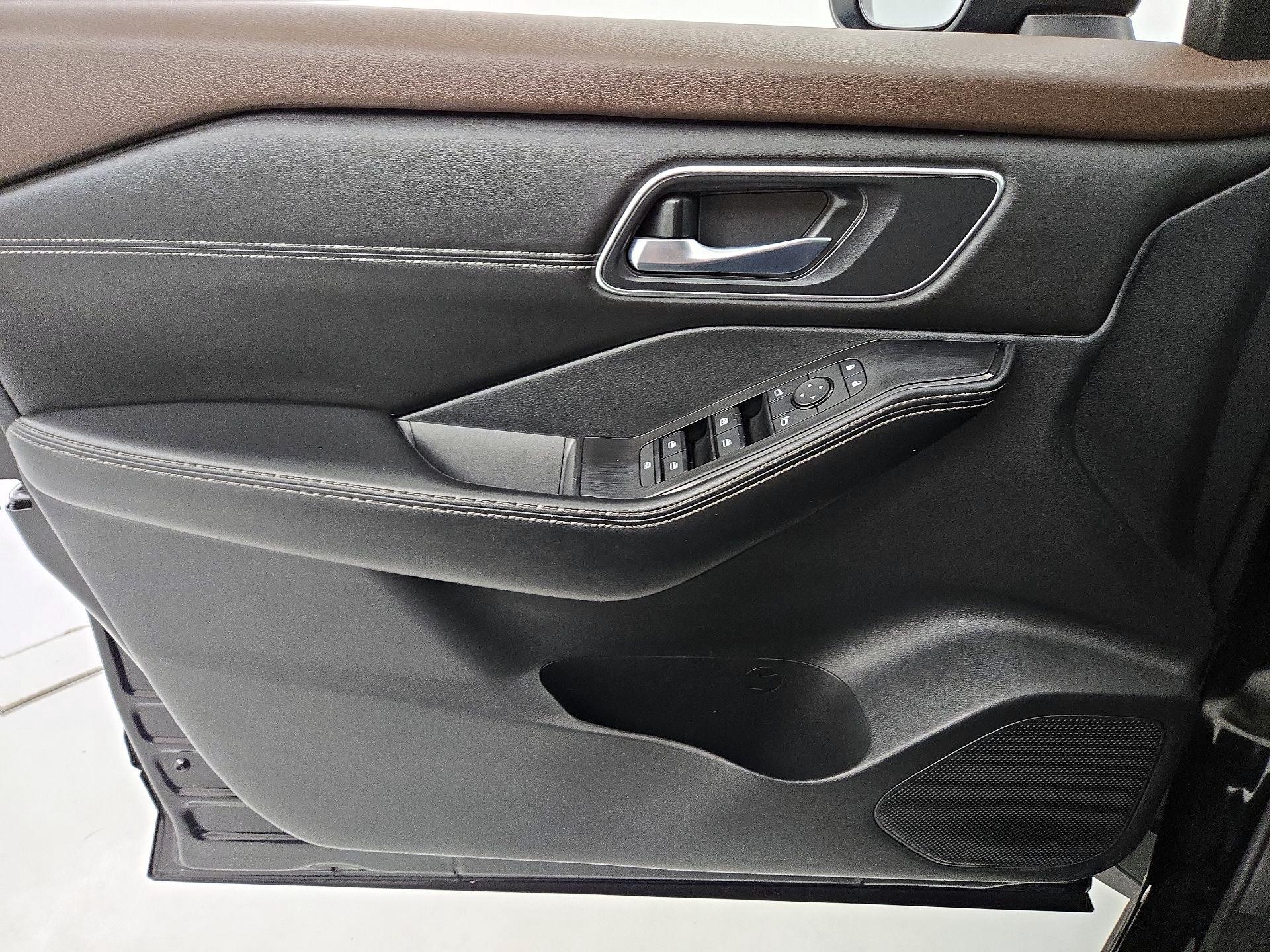 Thumbnail: 2021 Nissan Rogue - 12