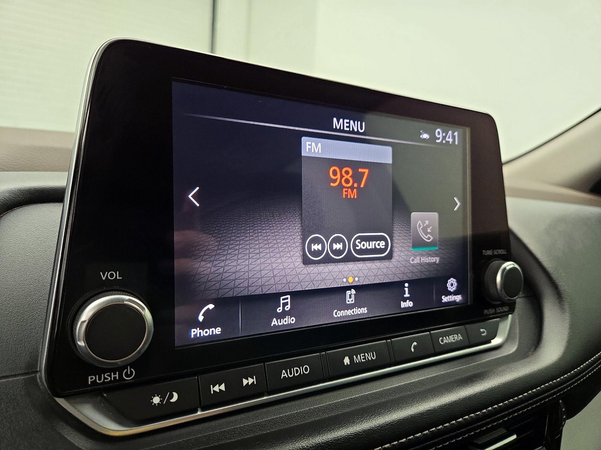 Thumbnail: 2021 Nissan Rogue - 15