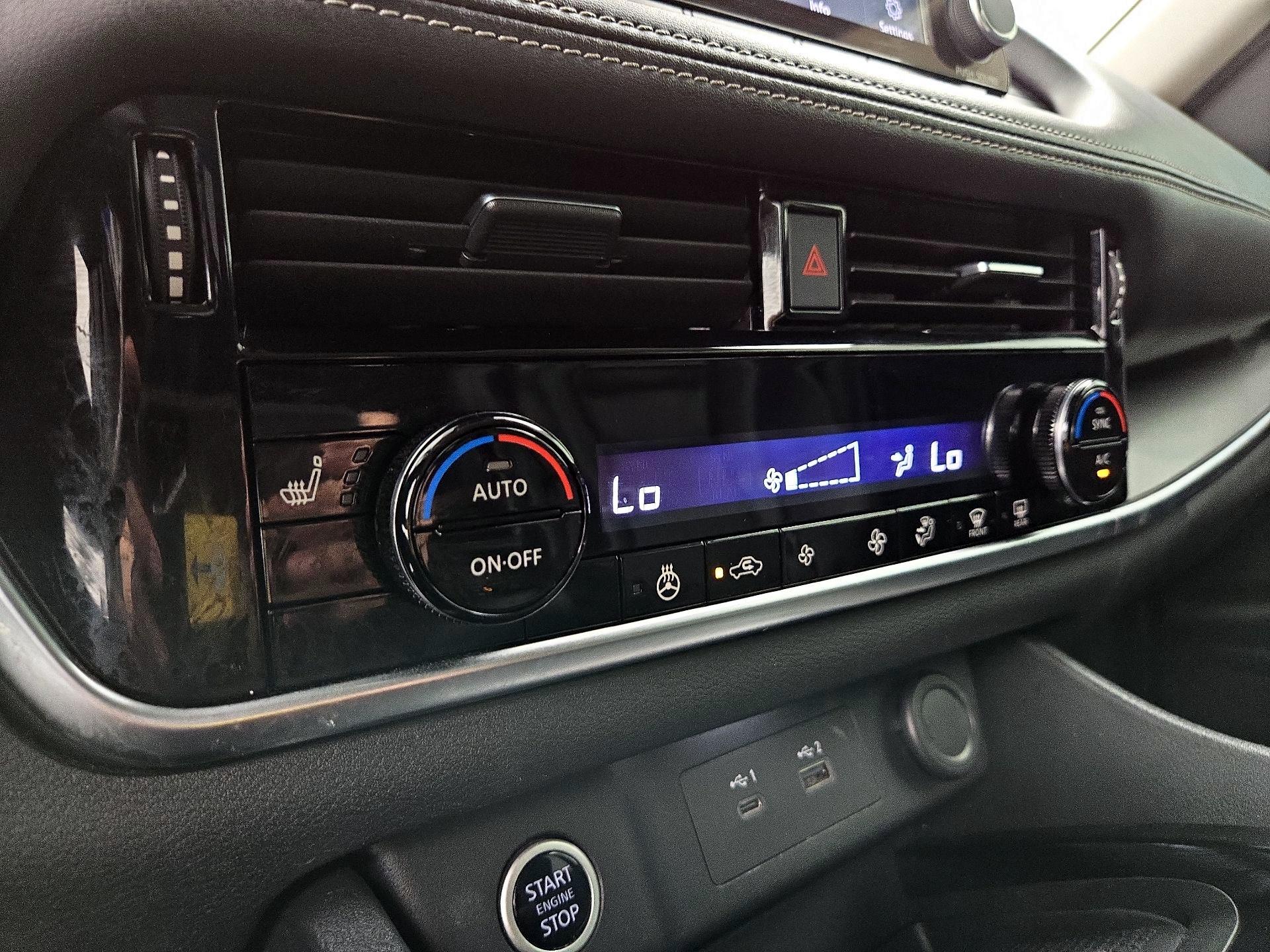 Thumbnail: 2021 Nissan Rogue - 16