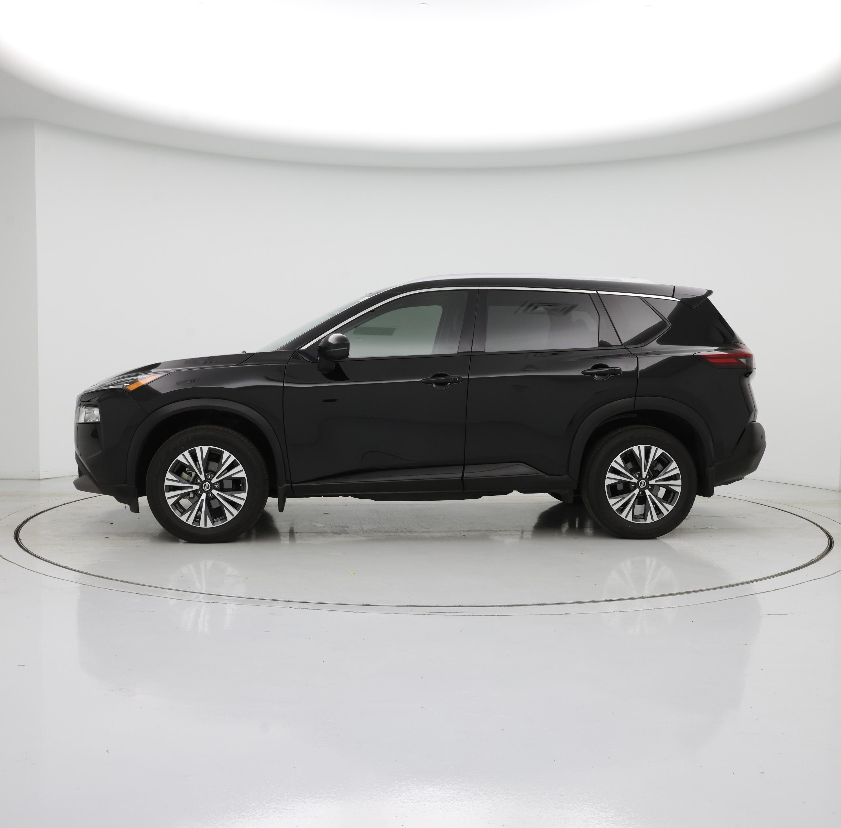Thumbnail: 2021 Nissan Rogue - 3