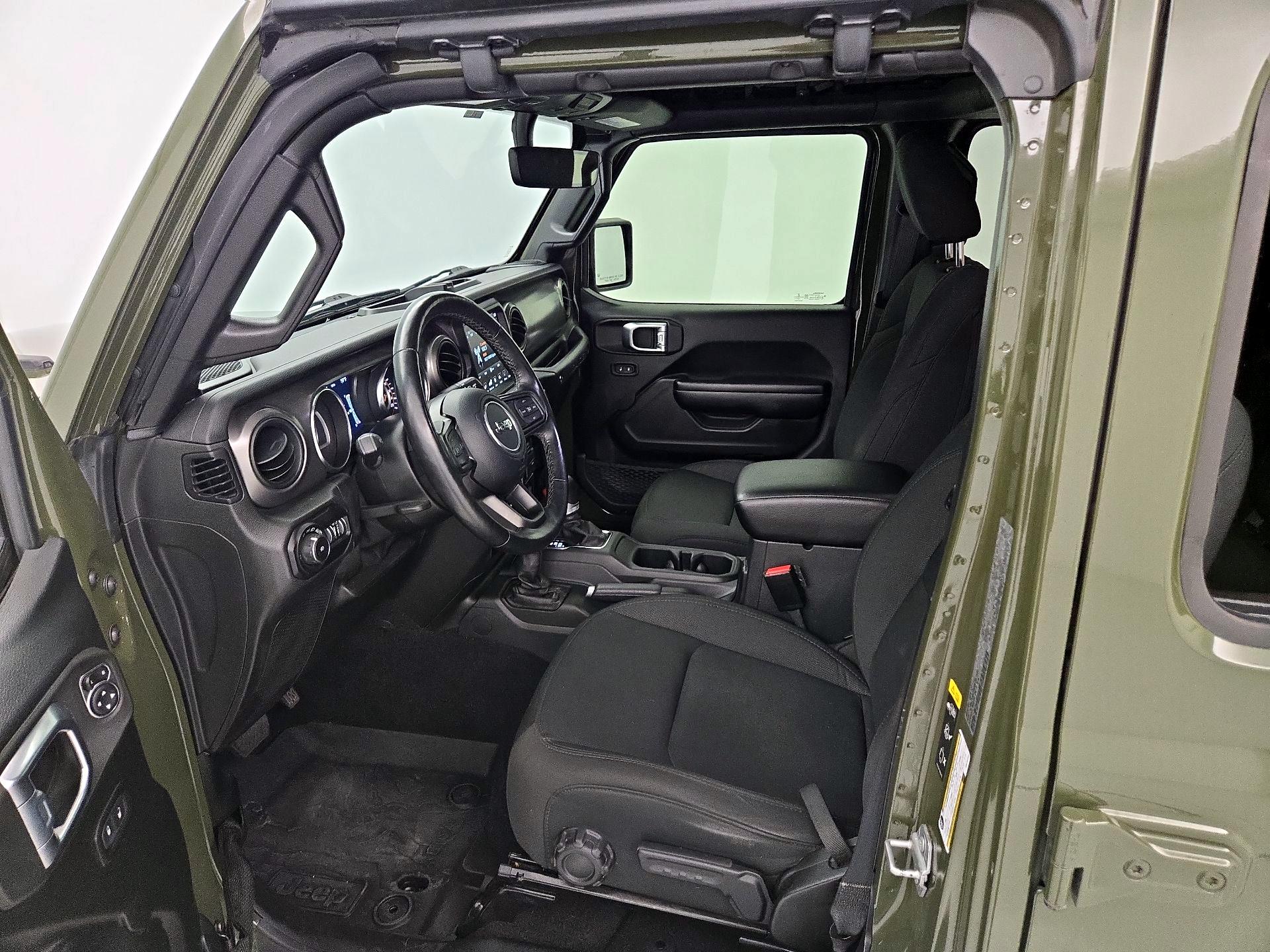 Thumbnail: 2021 Jeep Wrangler - 11