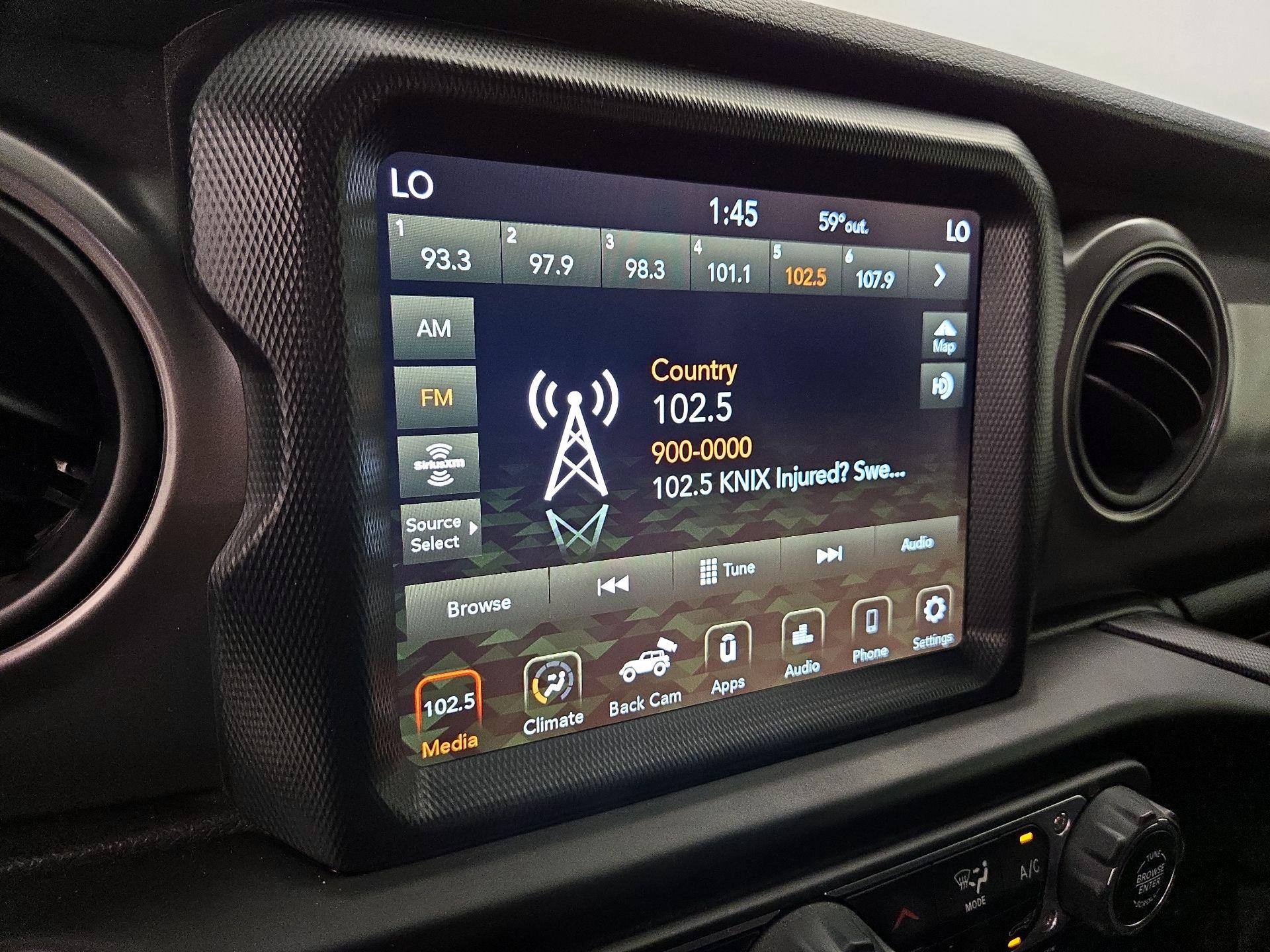 Thumbnail: 2021 Jeep Wrangler - 15