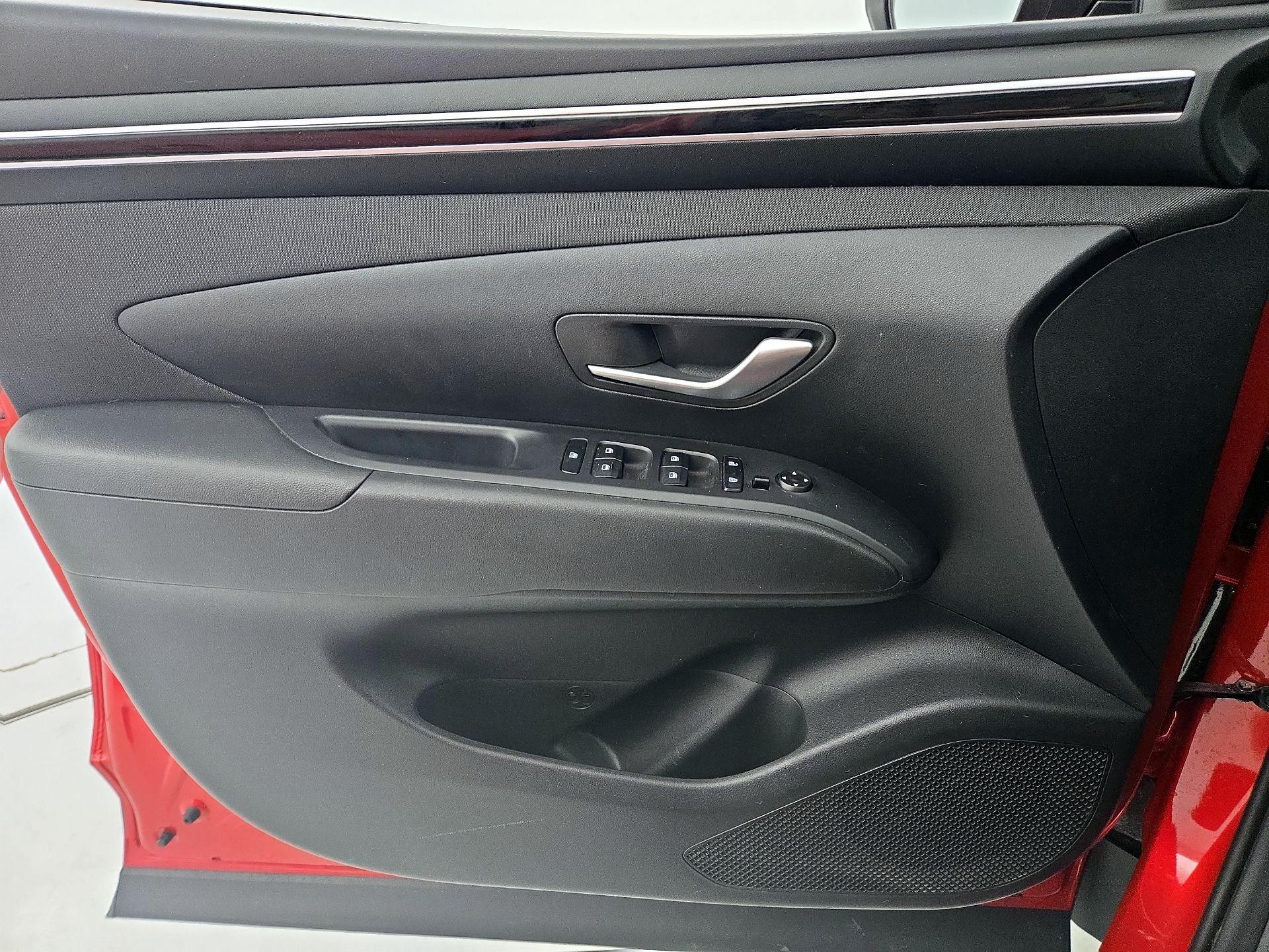 Thumbnail: 2023 Hyundai Tucson - 12