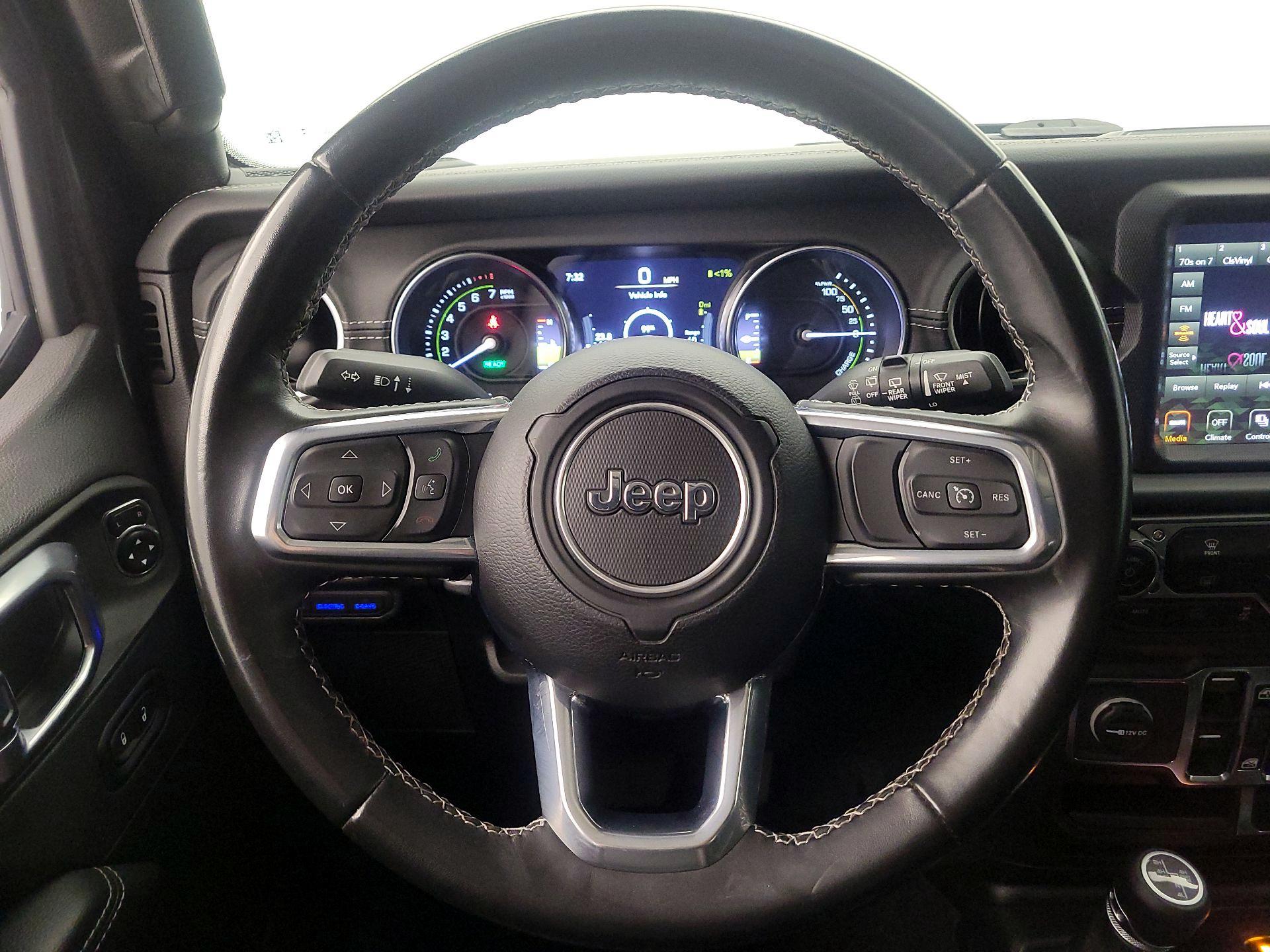 Thumbnail: 2022 Jeep Wrangler - 10