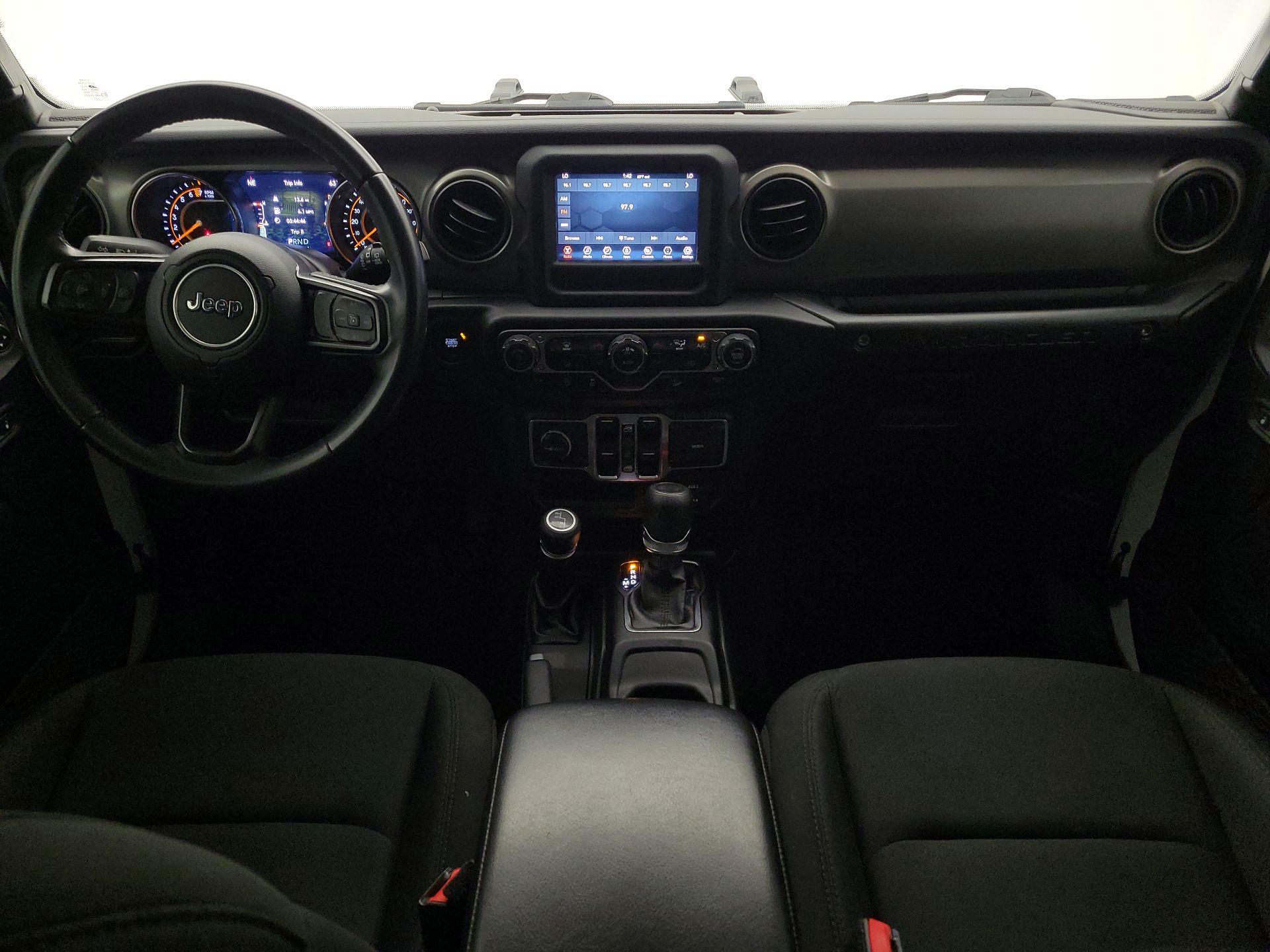 Thumbnail: 2021 Jeep Wrangler - 9