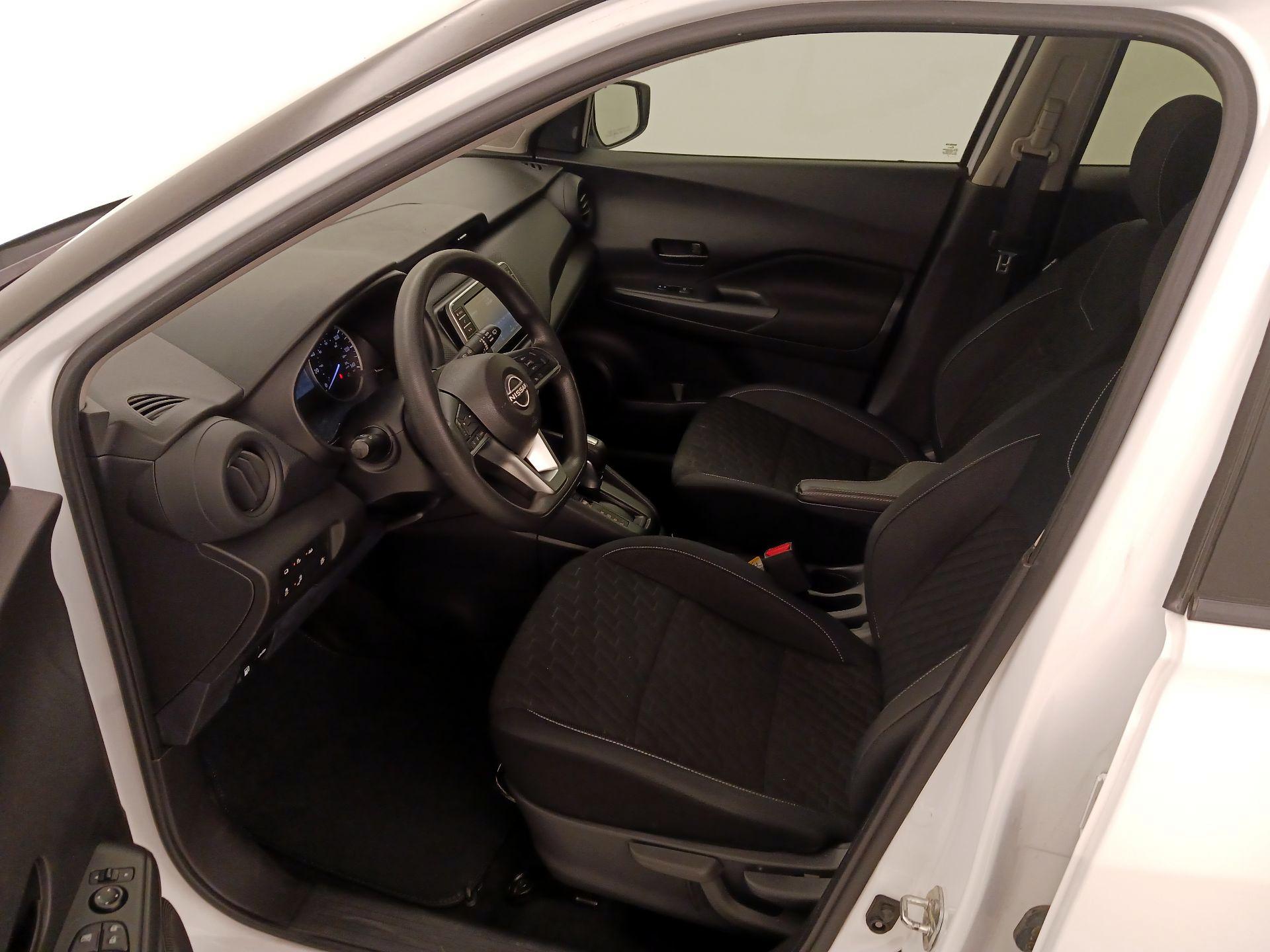 Thumbnail: 2022 Nissan Kicks - 11