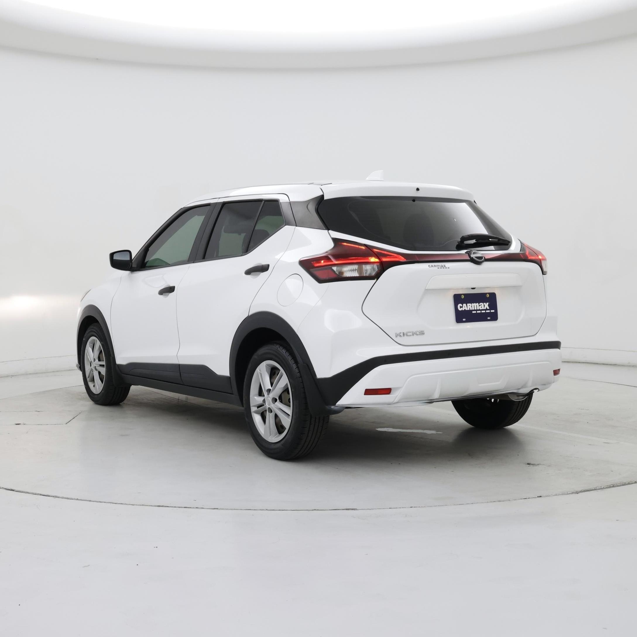 Thumbnail: 2022 Nissan Kicks - 2