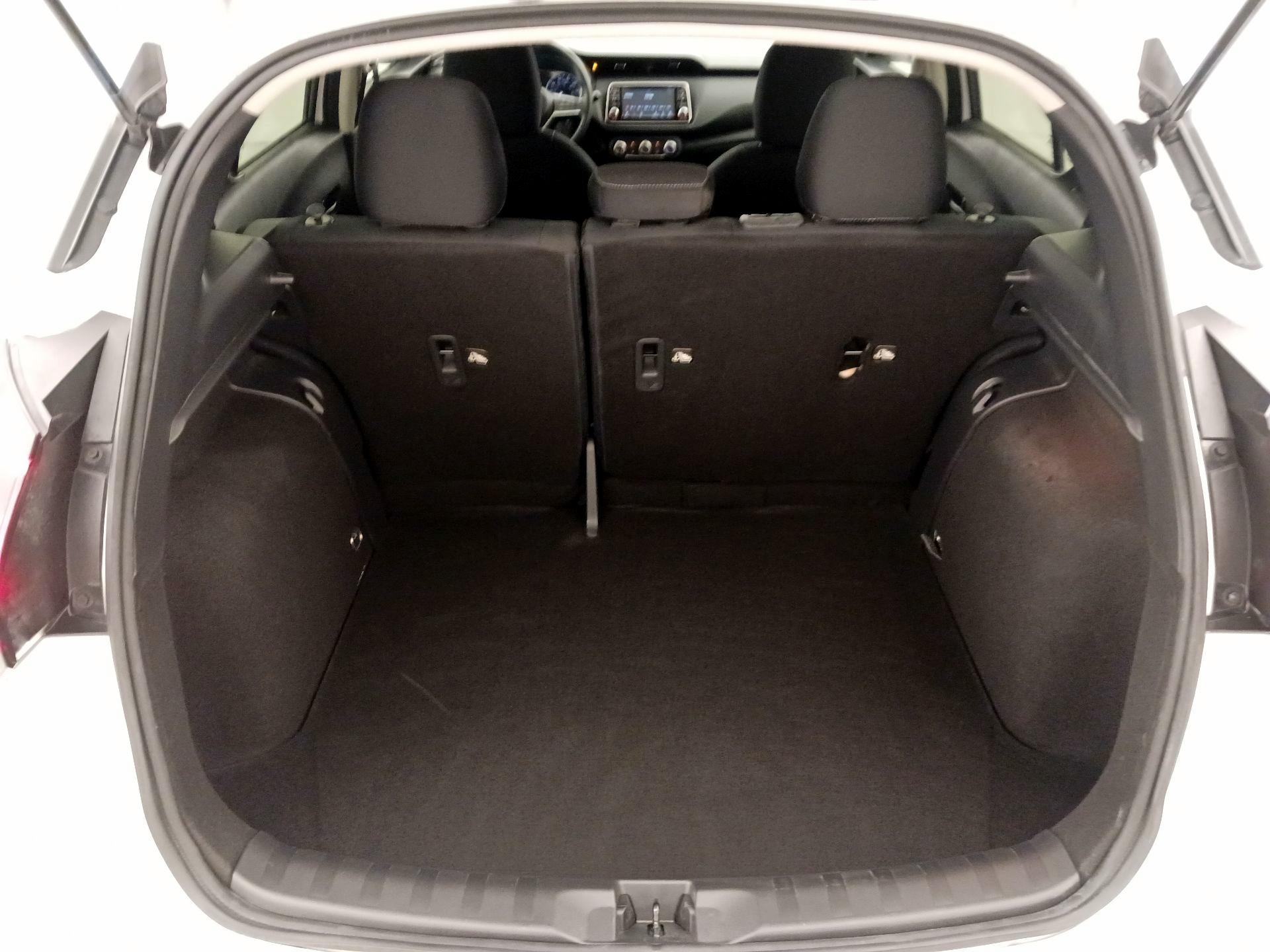 Thumbnail: 2022 Nissan Kicks - 20