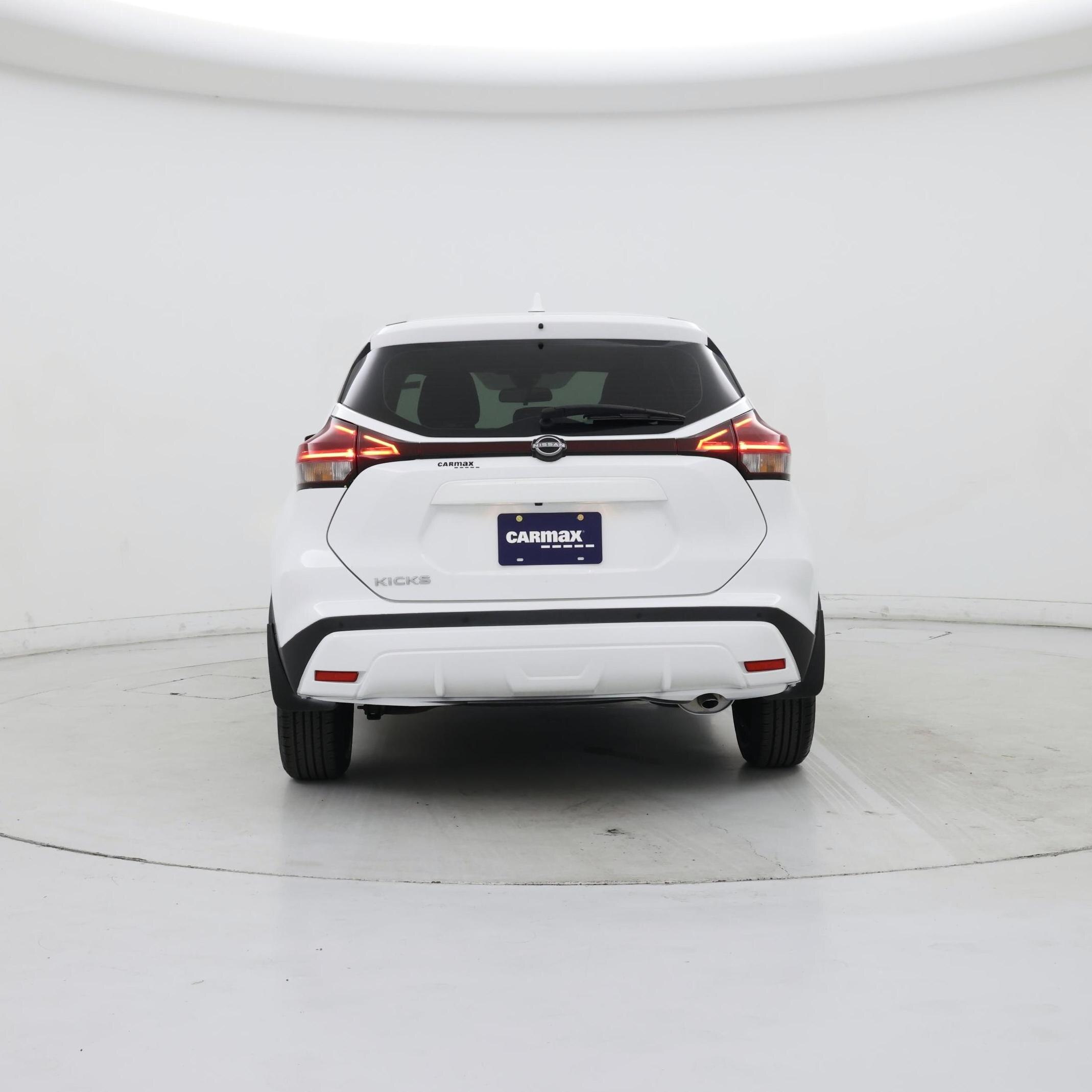 Thumbnail: 2022 Nissan Kicks - 6