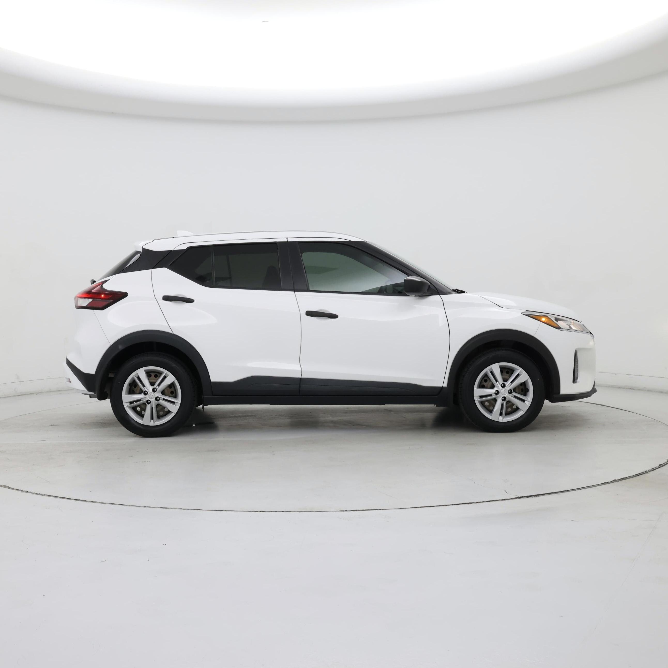 Thumbnail: 2022 Nissan Kicks - 7