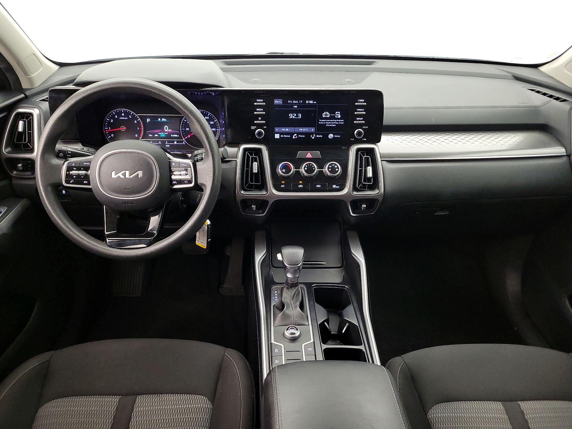 Thumbnail: 2022 Kia Sorento - 9