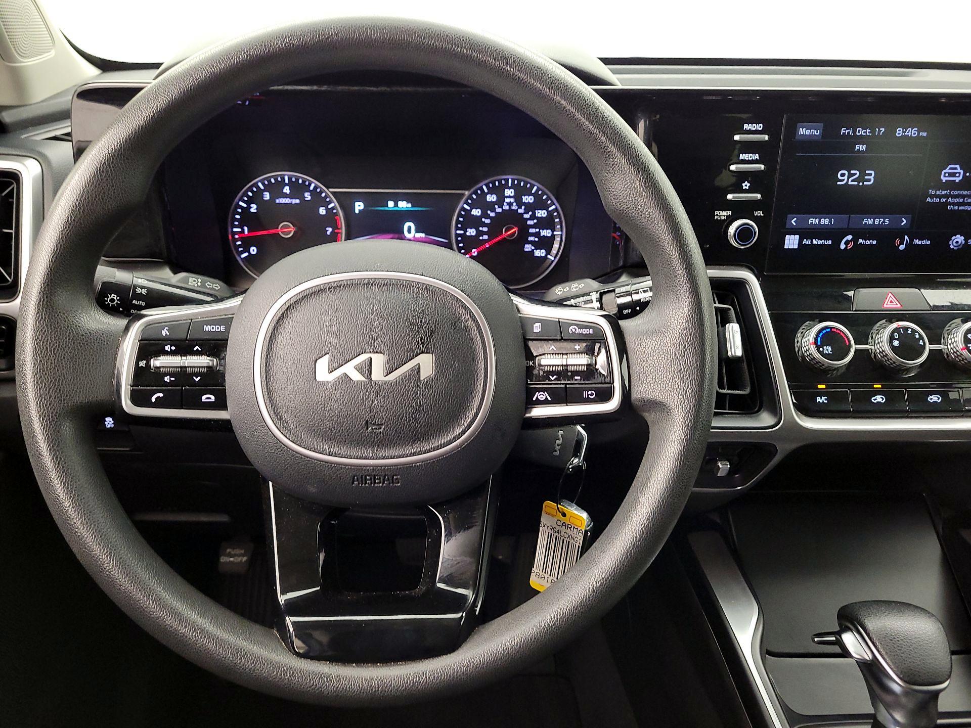Thumbnail: 2022 Kia Sorento - 10