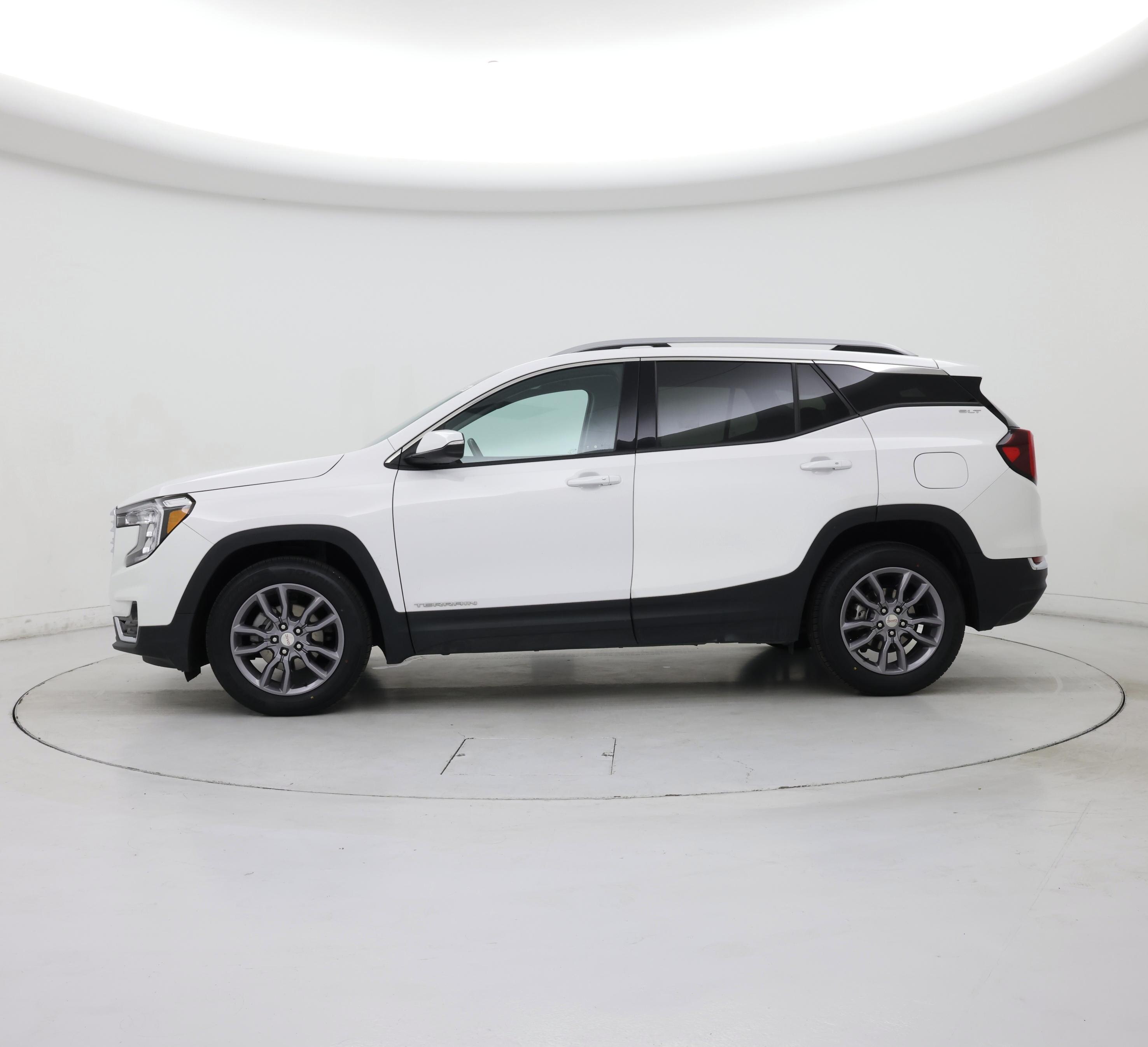 Thumbnail: 2023 GMC Terrain - 3