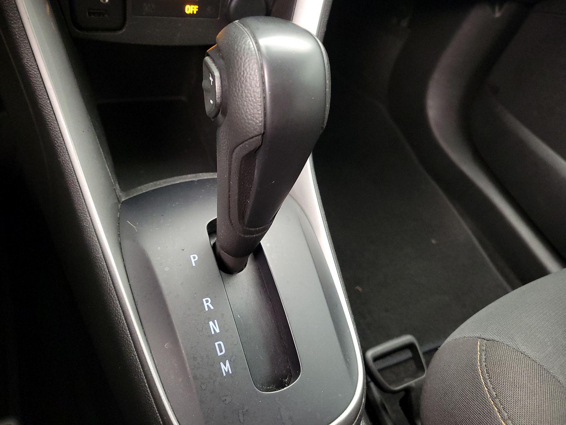 Thumbnail: 2022 Chevrolet Trax - 17