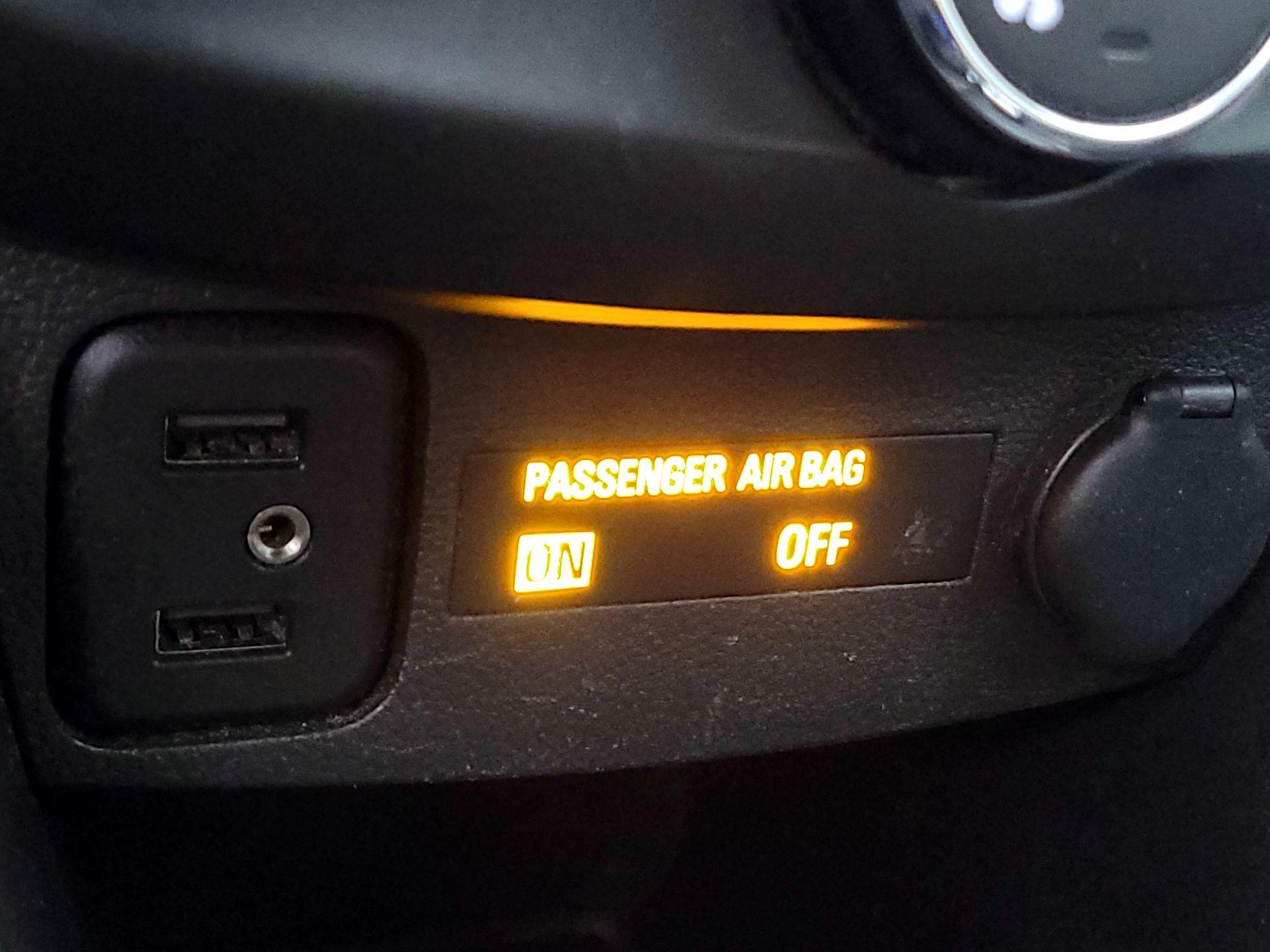 Thumbnail: 2022 Chevrolet Trax - 18