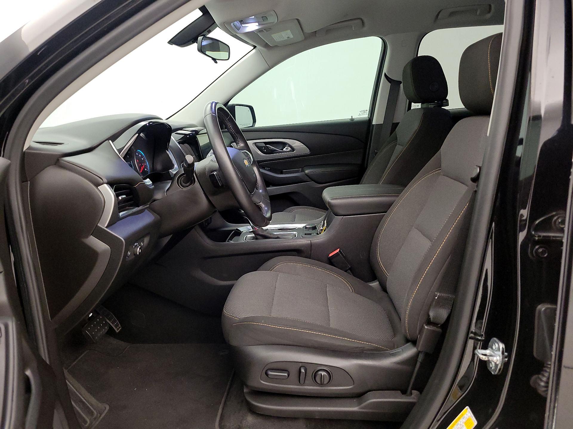 Thumbnail: 2019 Chevrolet Traverse - 11