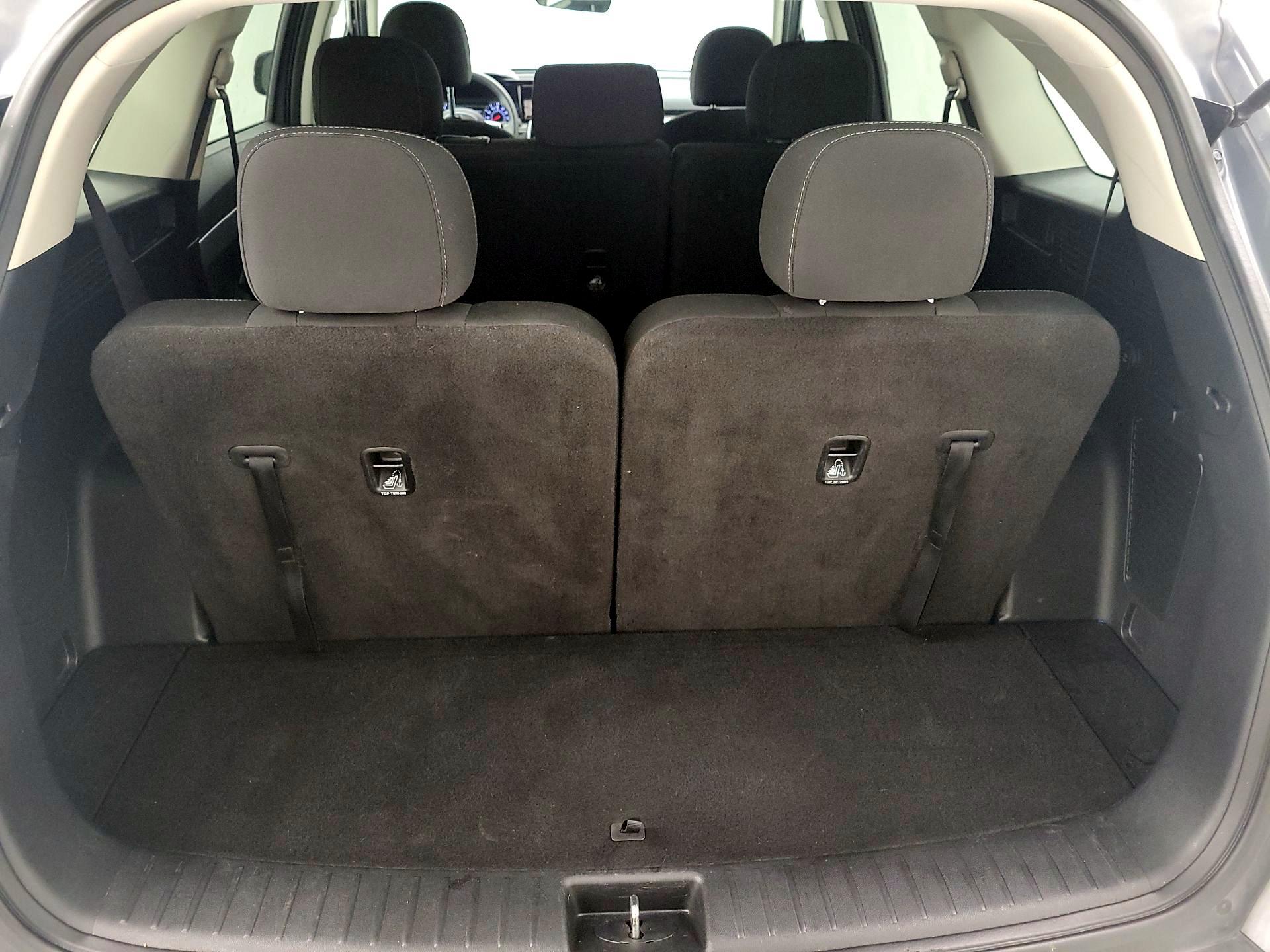 Thumbnail: 2023 Kia Sorento - 20