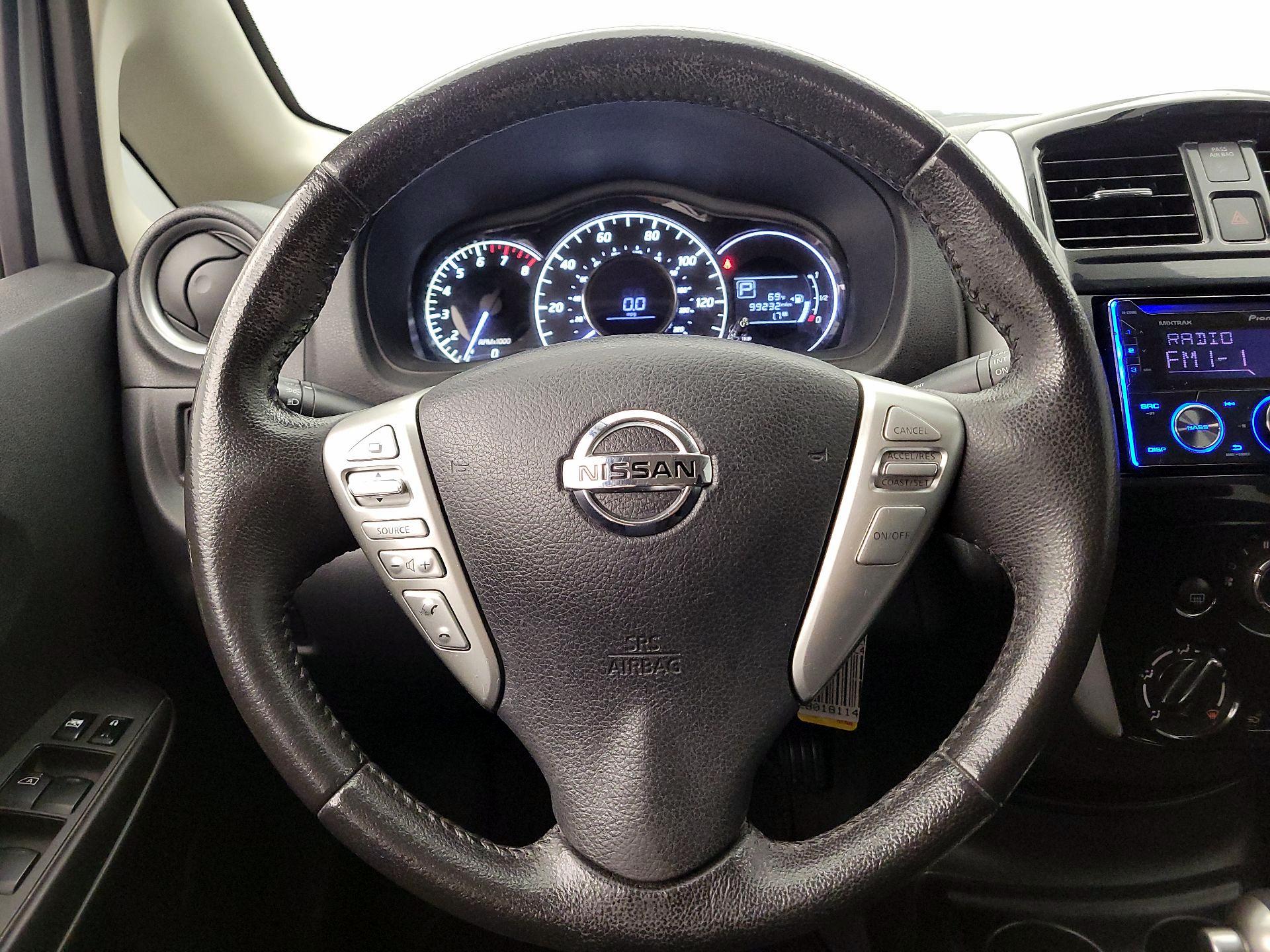 Thumbnail: 2015 Nissan Versa Note - 10