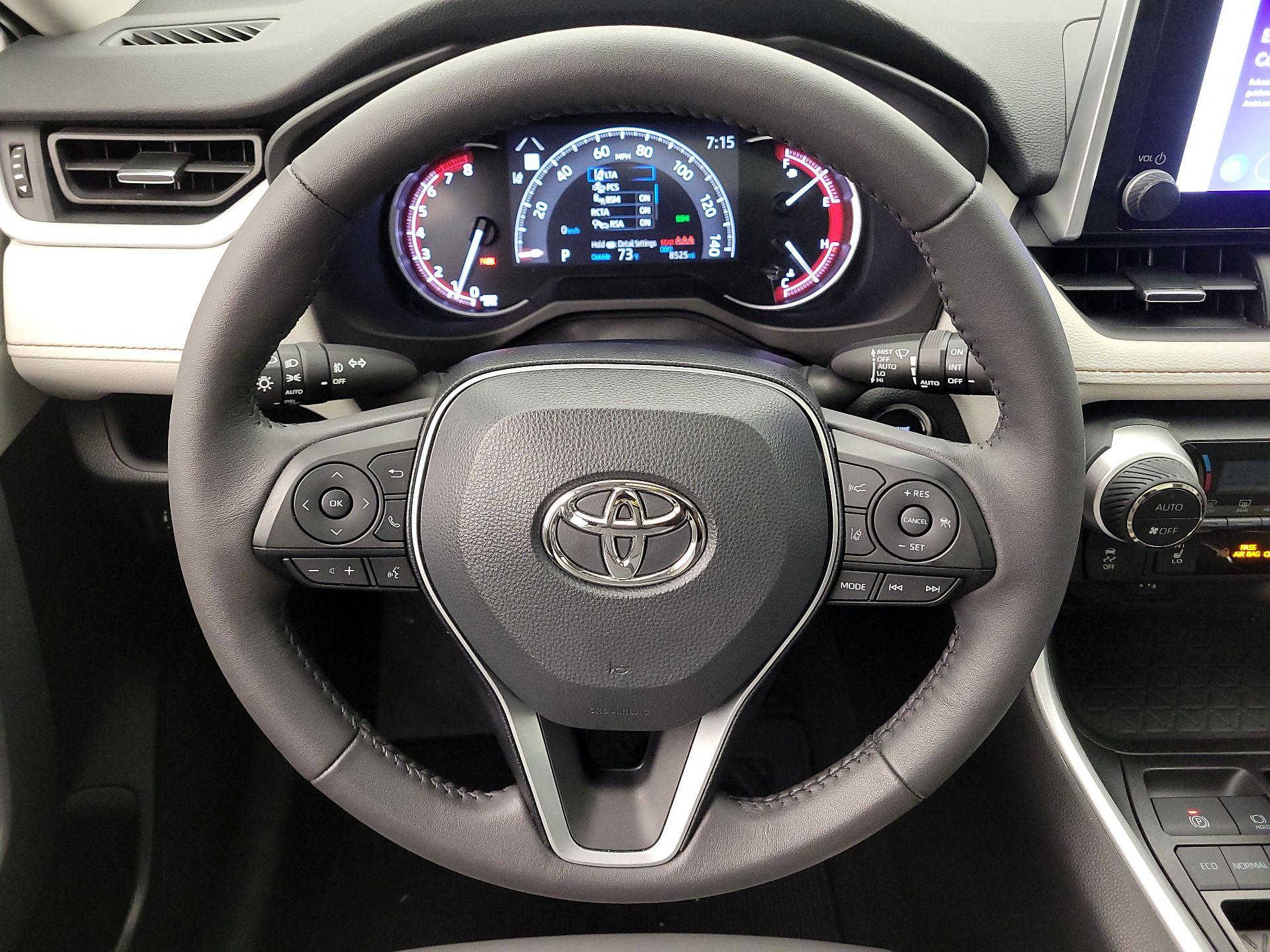 Thumbnail: 2023 Toyota RAV4 - 10