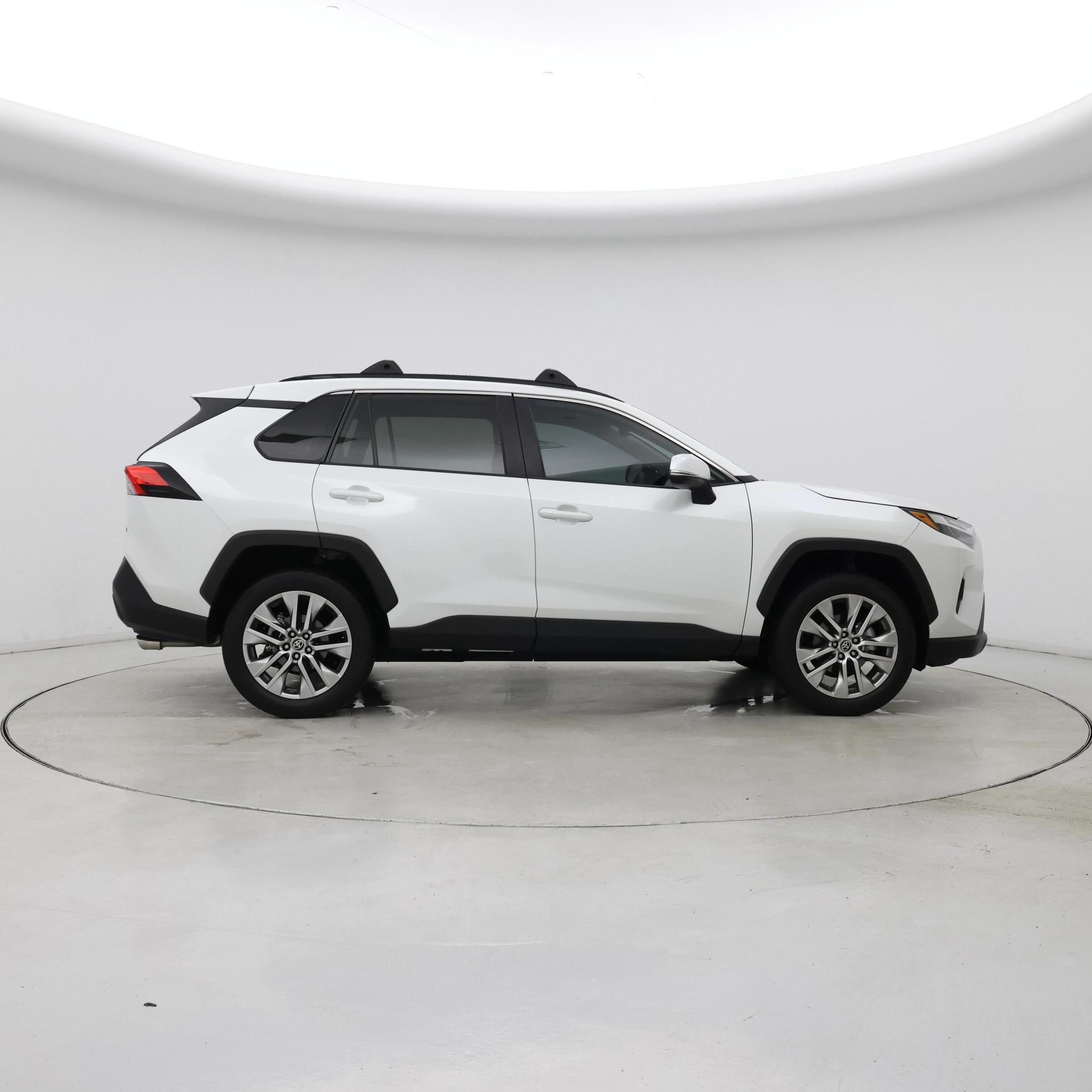 Thumbnail: 2023 Toyota RAV4 - 7