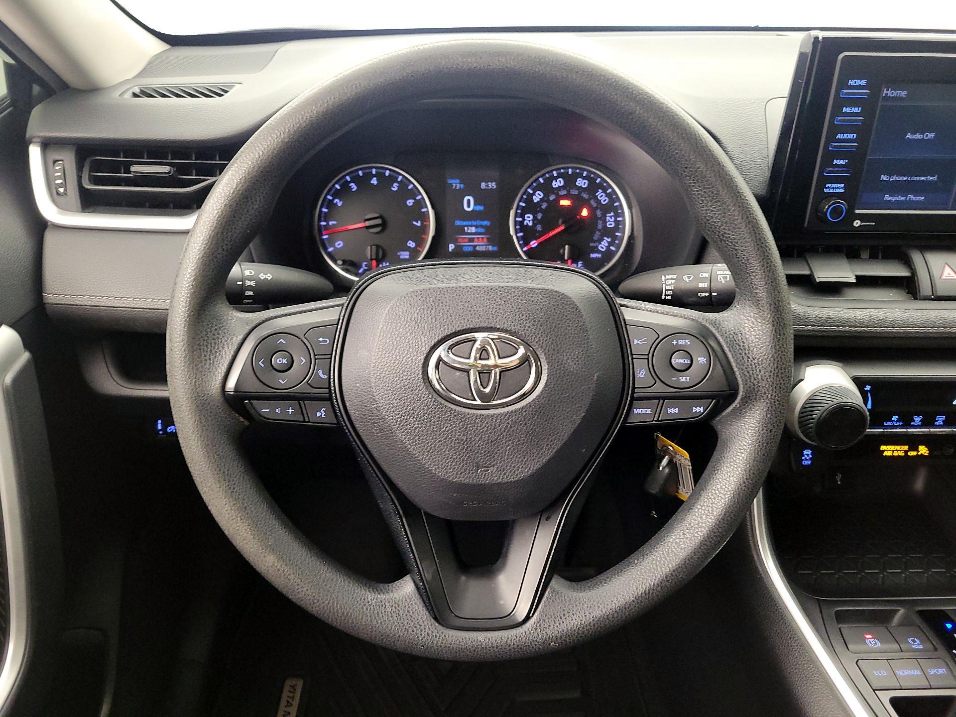 Thumbnail: 2020 Toyota RAV4 - 10