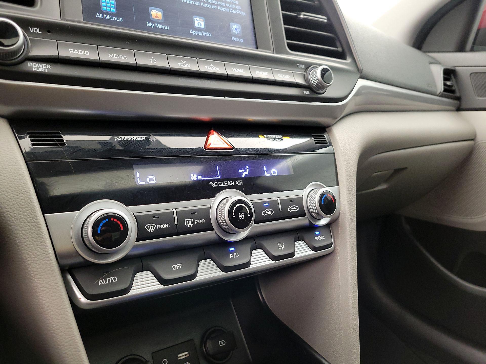 Thumbnail: 2020 Hyundai Elantra - 16