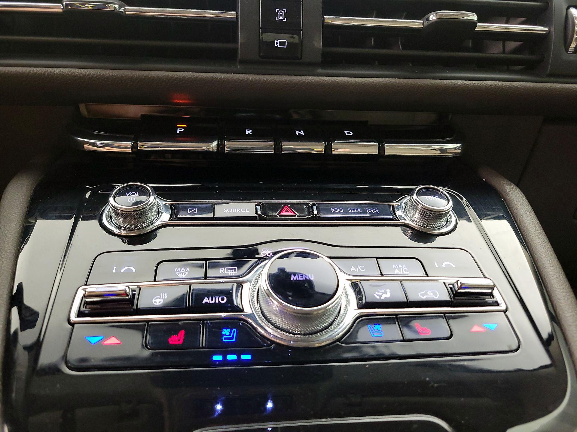 Thumbnail: 2020 Lincoln Corsair - 17