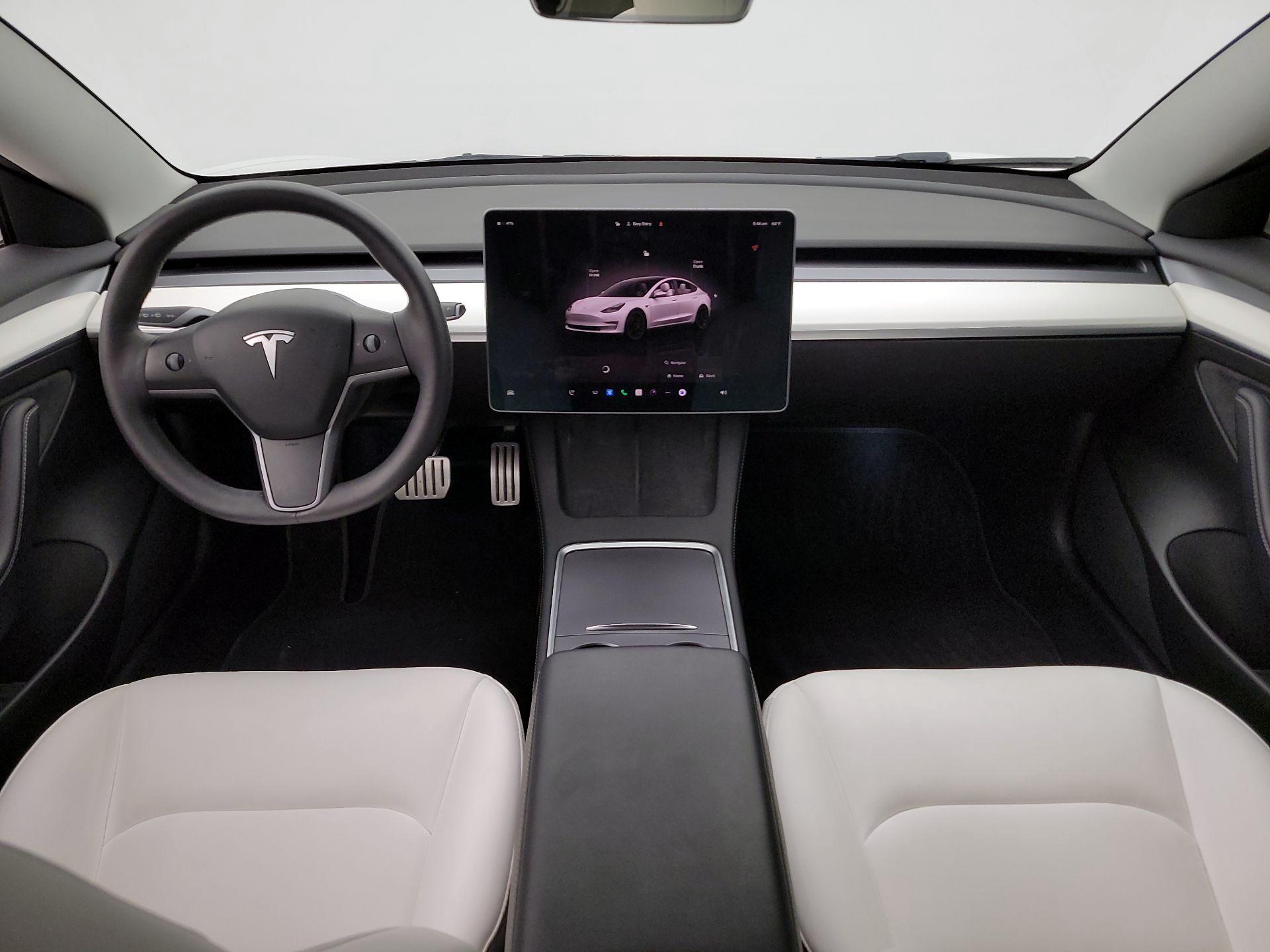 Thumbnail: 2022 Tesla Model 3 - 9